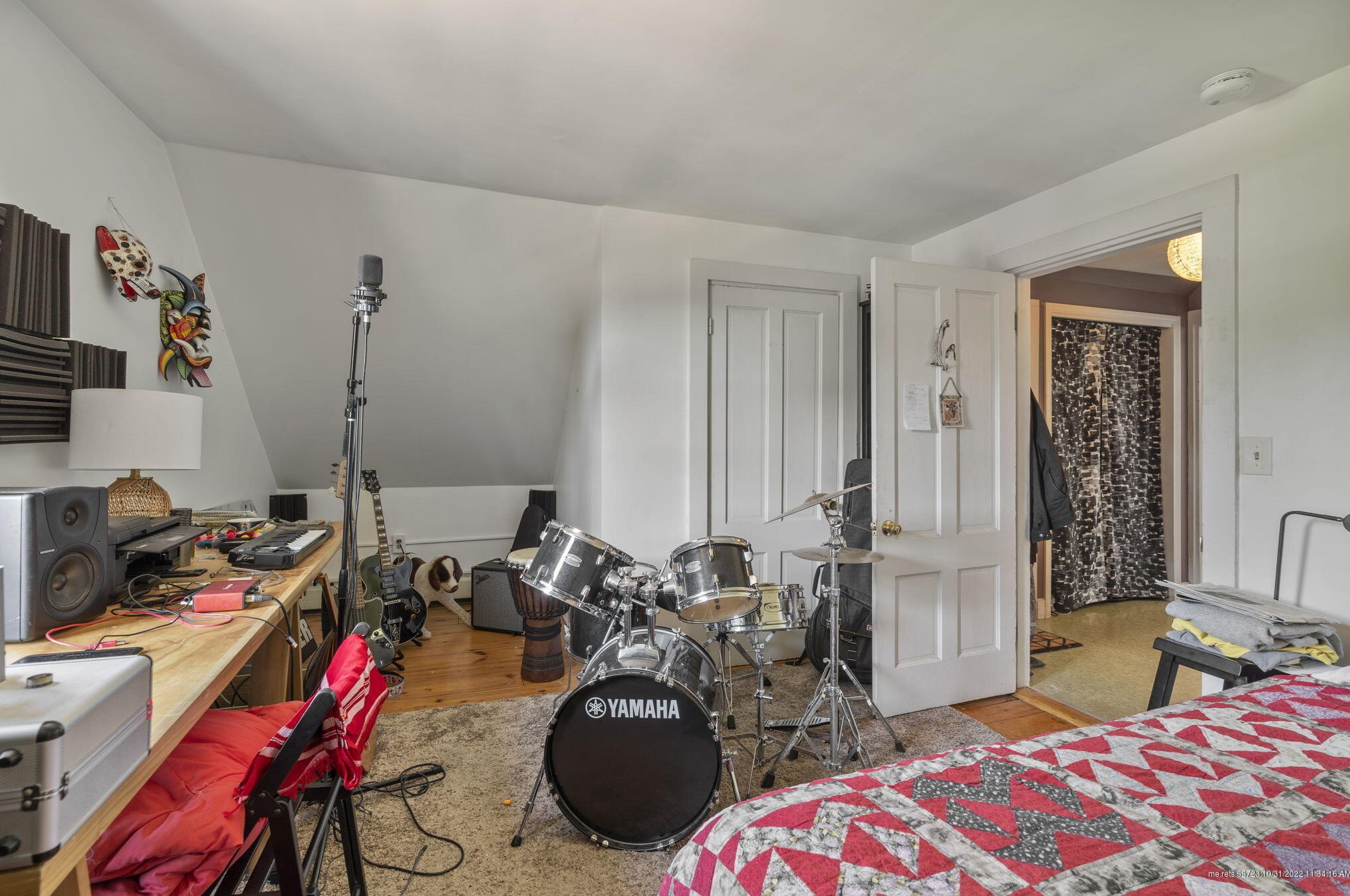 39 Roberts St, Portland ME 04102-2016 exterior