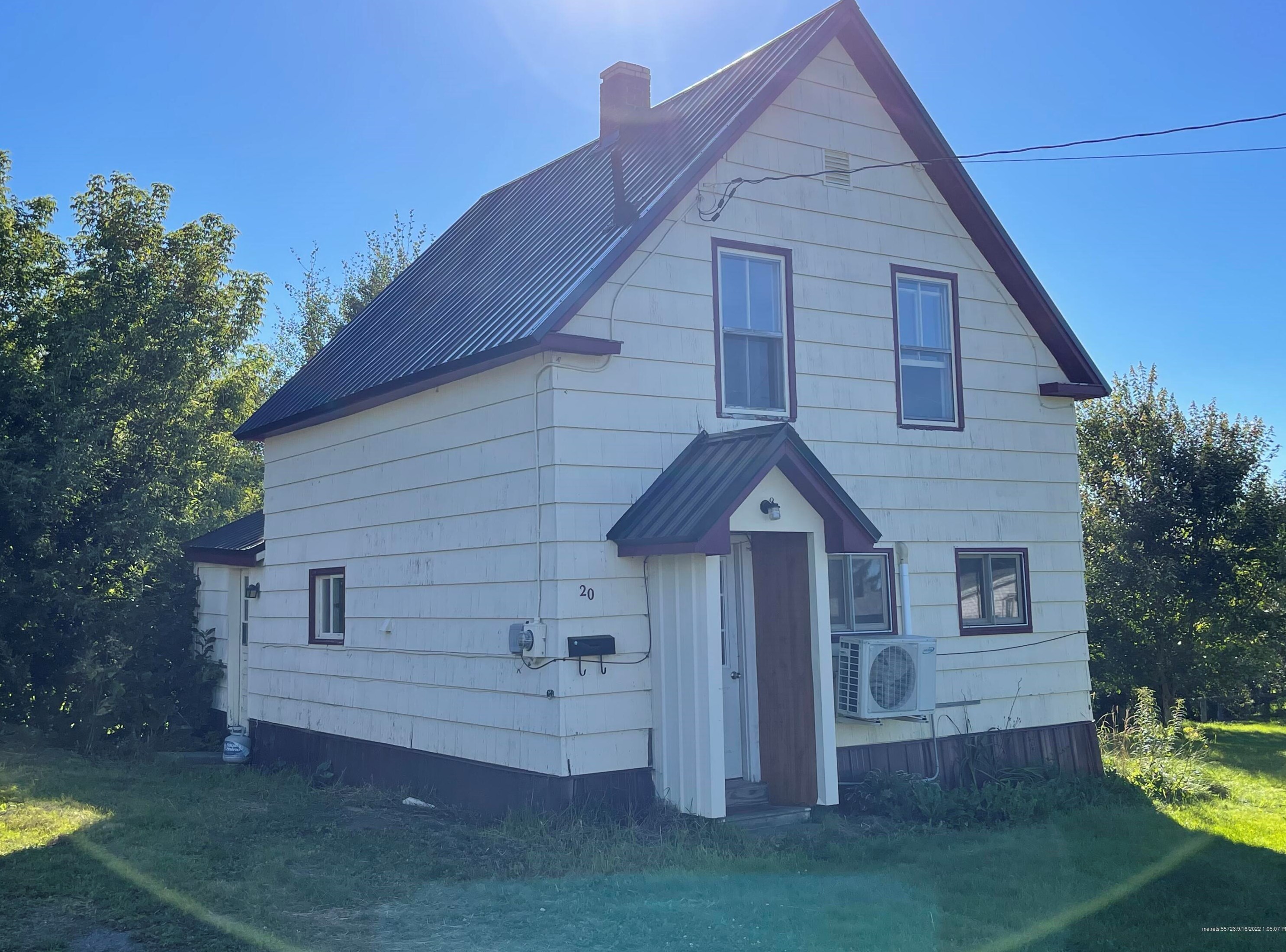 20 High St, Presque Isle, ME 04769