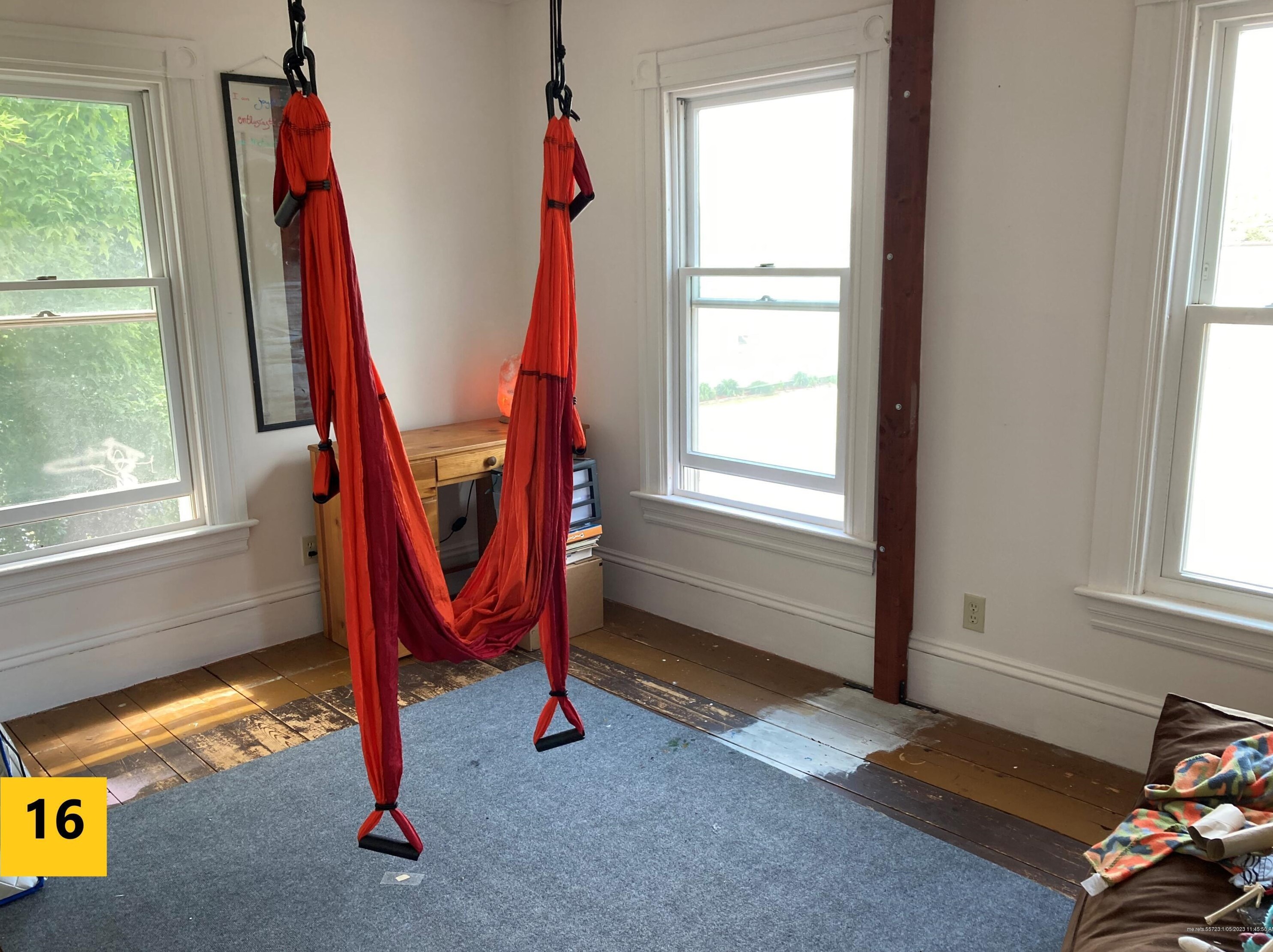 47 Railroad St, Clinton ME  04927-3208 exterior