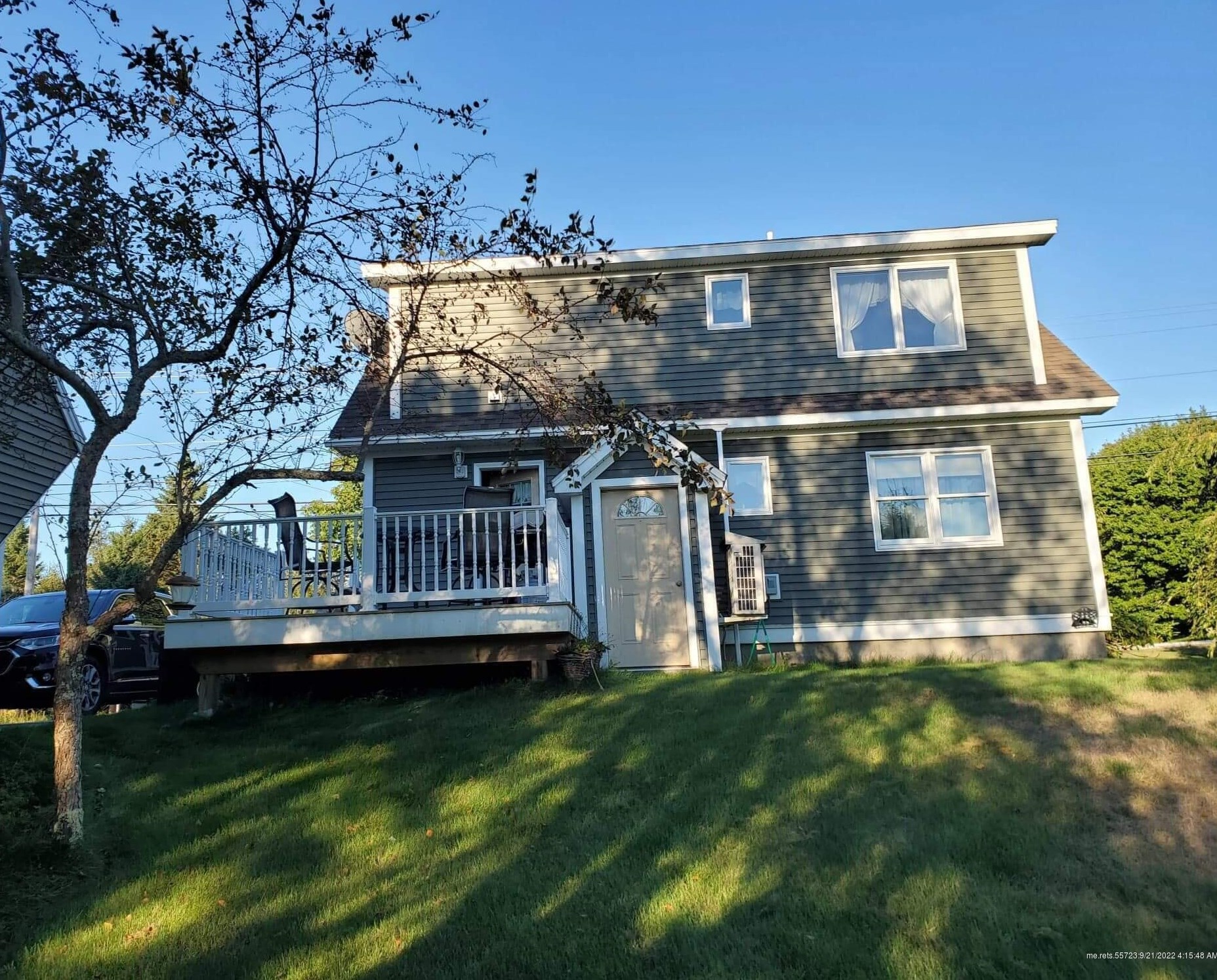 182 Newman St, Winter-Harbor, ME 04693 exterior