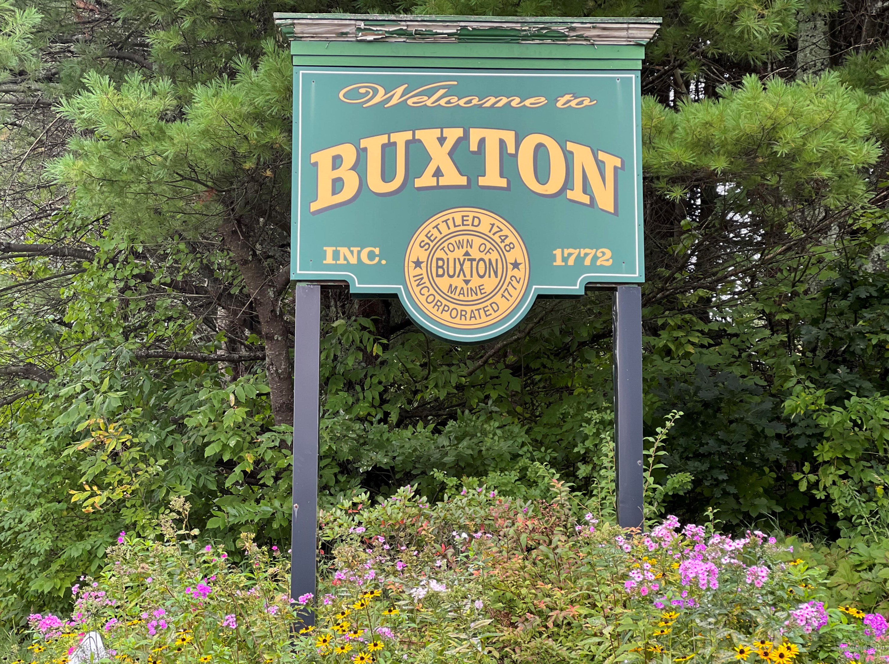 70 Towle St, Buxton, ME 04093 exterior