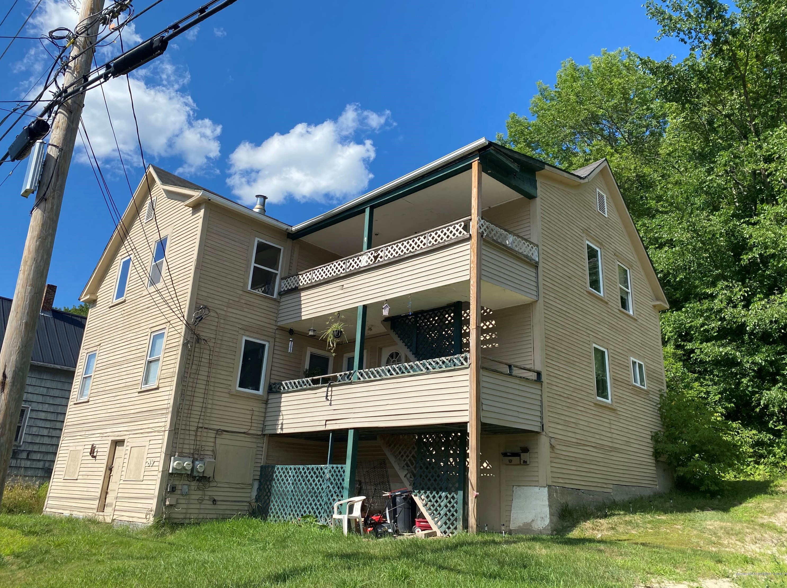 89 Mt Vernon Ave, Augusta, ME 04330