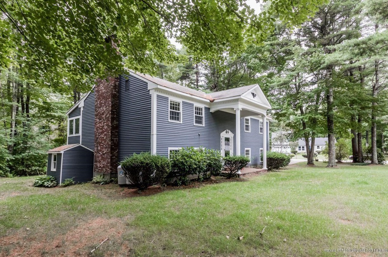 12 Constitution Rd, Kennebunk, ME 04043-7208
