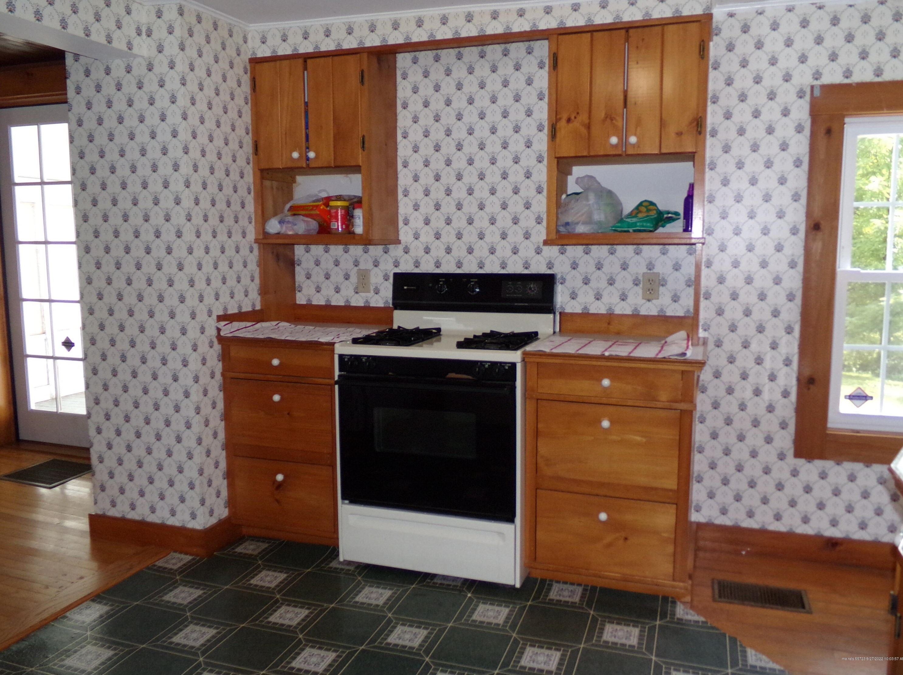 247 Main St, Lovell, ME 04051-4103