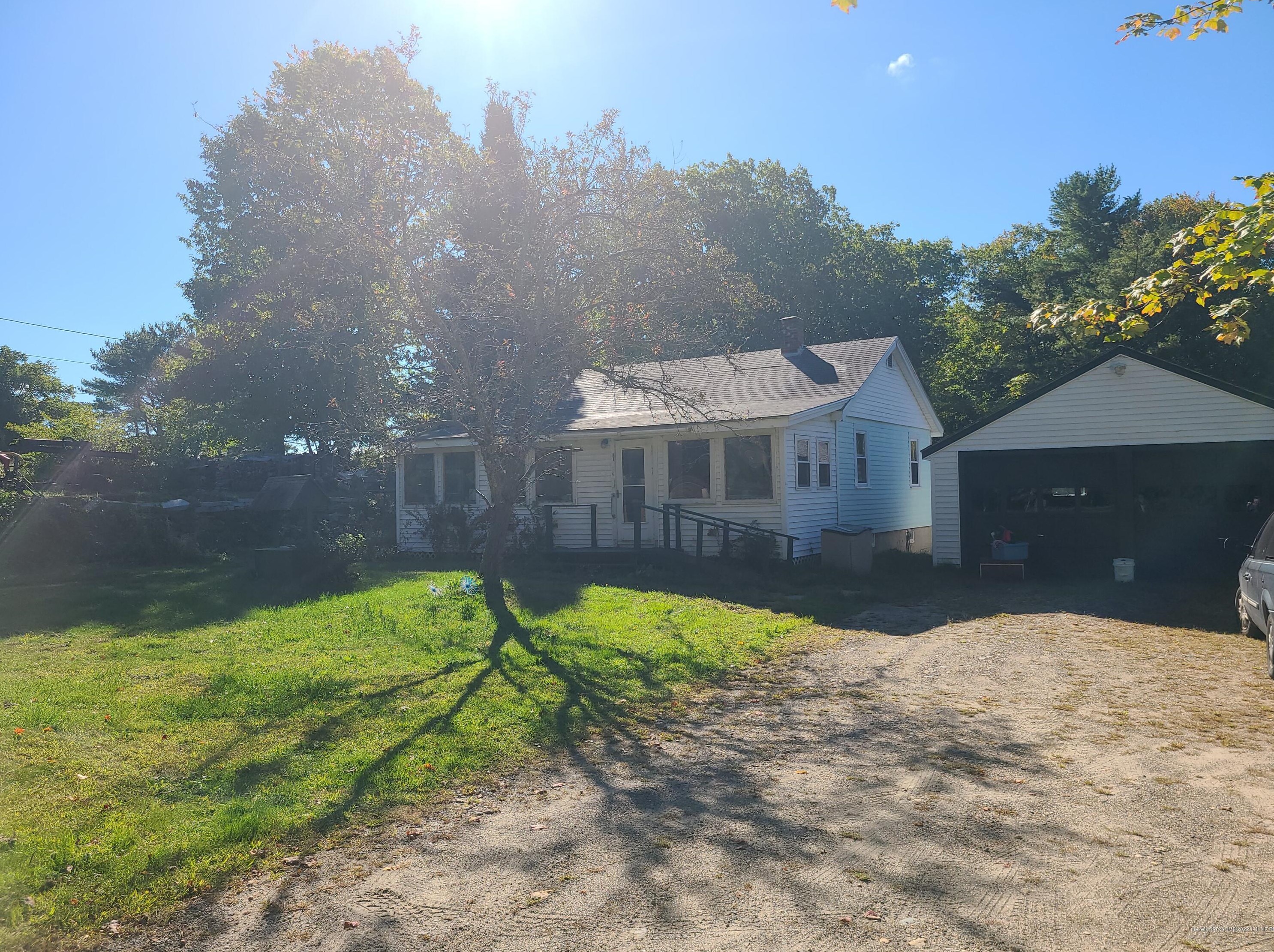 81 River Rd, Boothbay, ME 04537