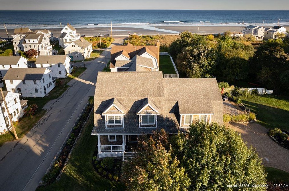 4 Udell Pk, York, ME 03909