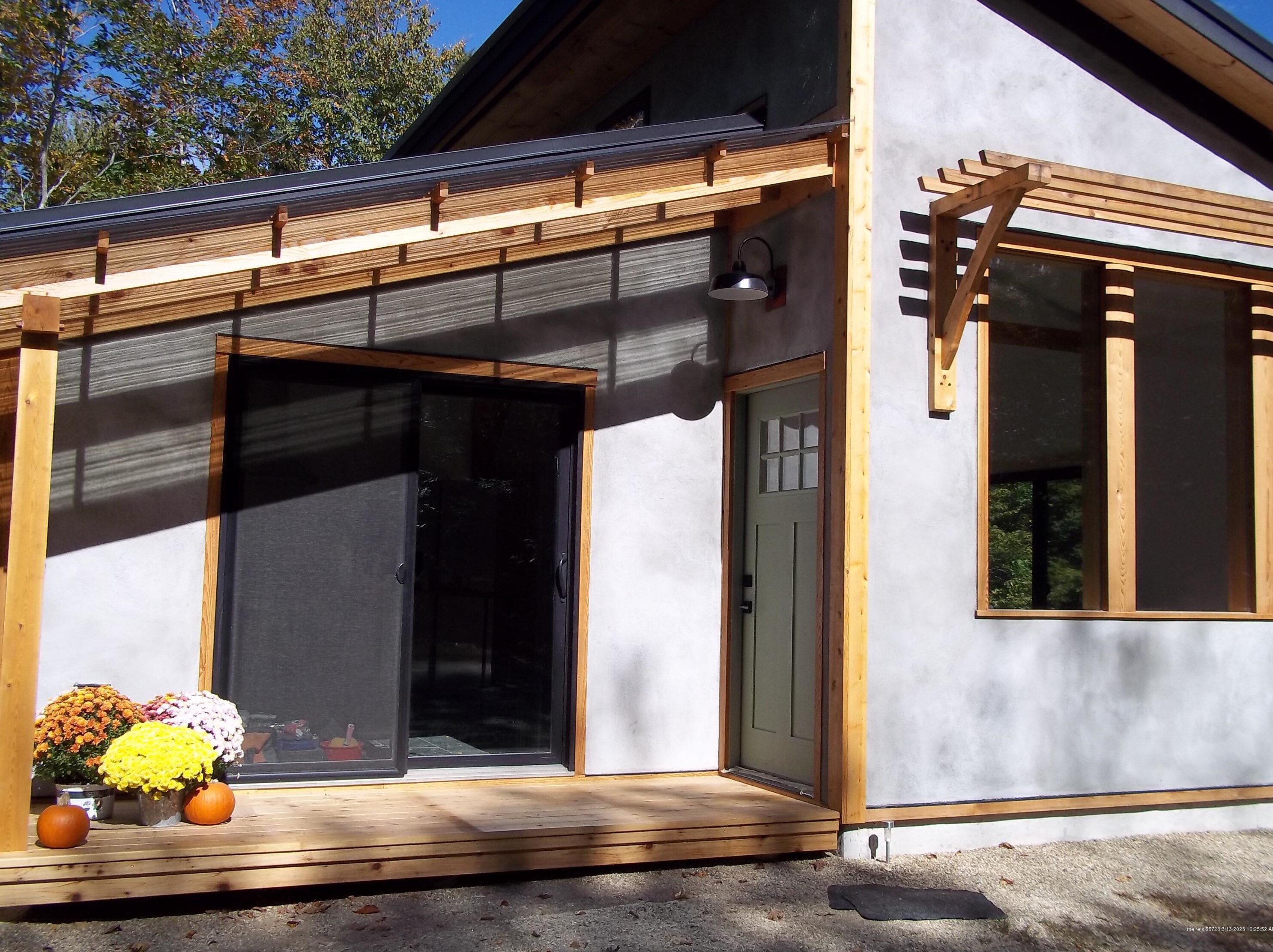 53 Ridge Rd, Sumner, ME 04292