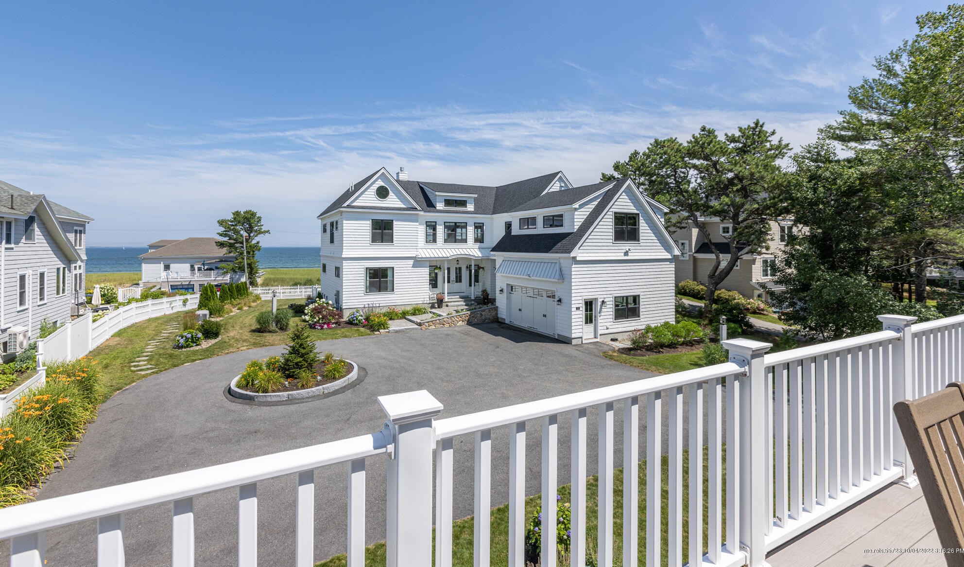 423 Seaside Ave, Saco ME 04072-2348 exterior