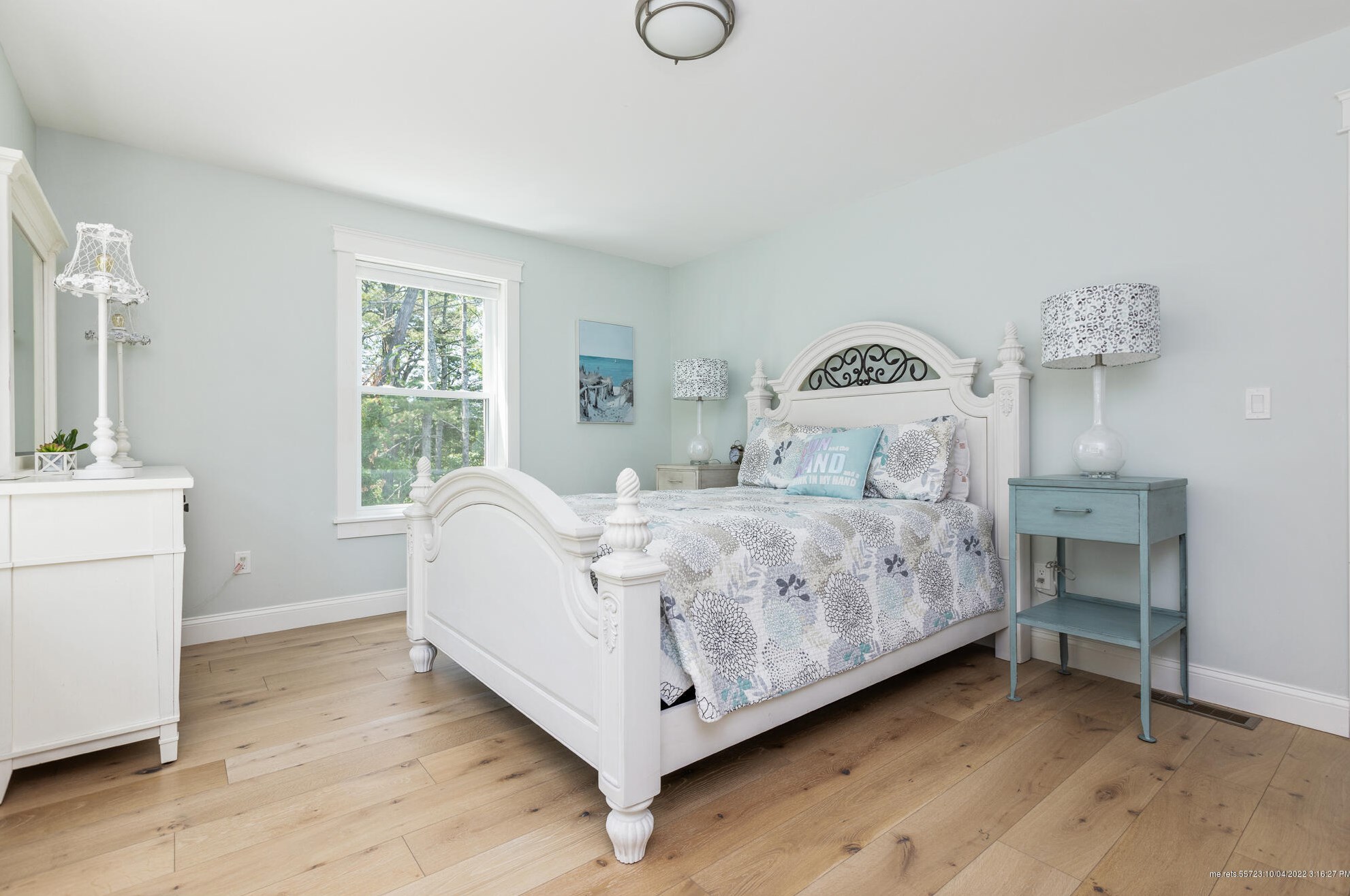 423 Seaside Ave, Saco ME 04072-2348 exterior