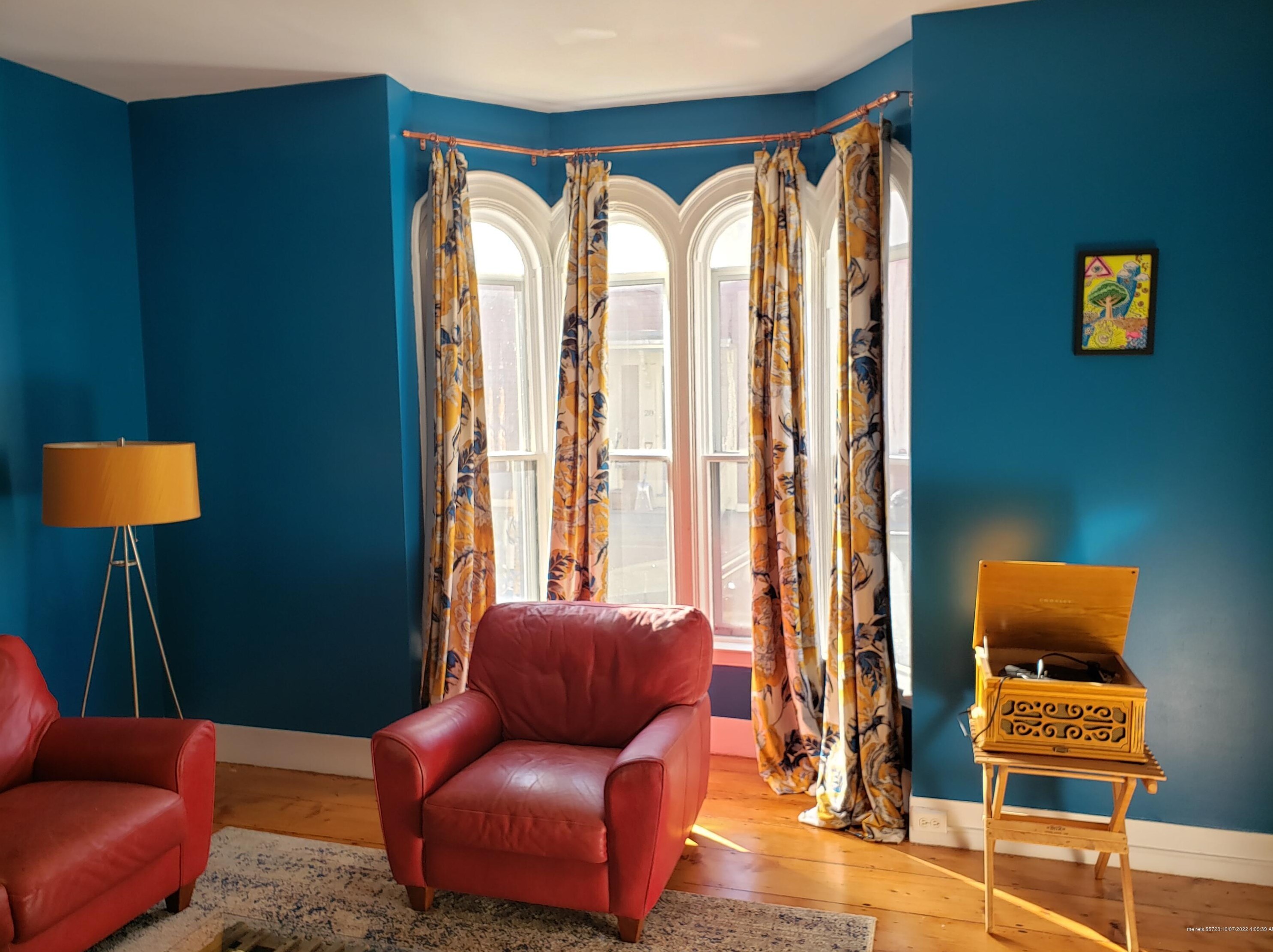 27 May St, Portland ME 04102 exterior