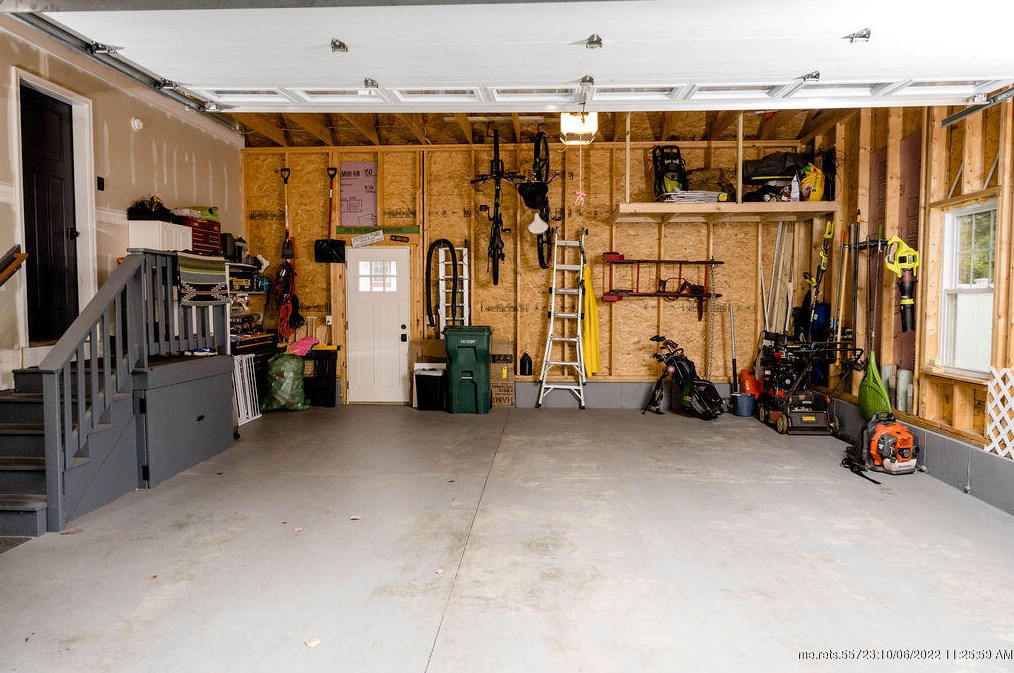 1 Ura St, Saco ME  04072-2500 exterior