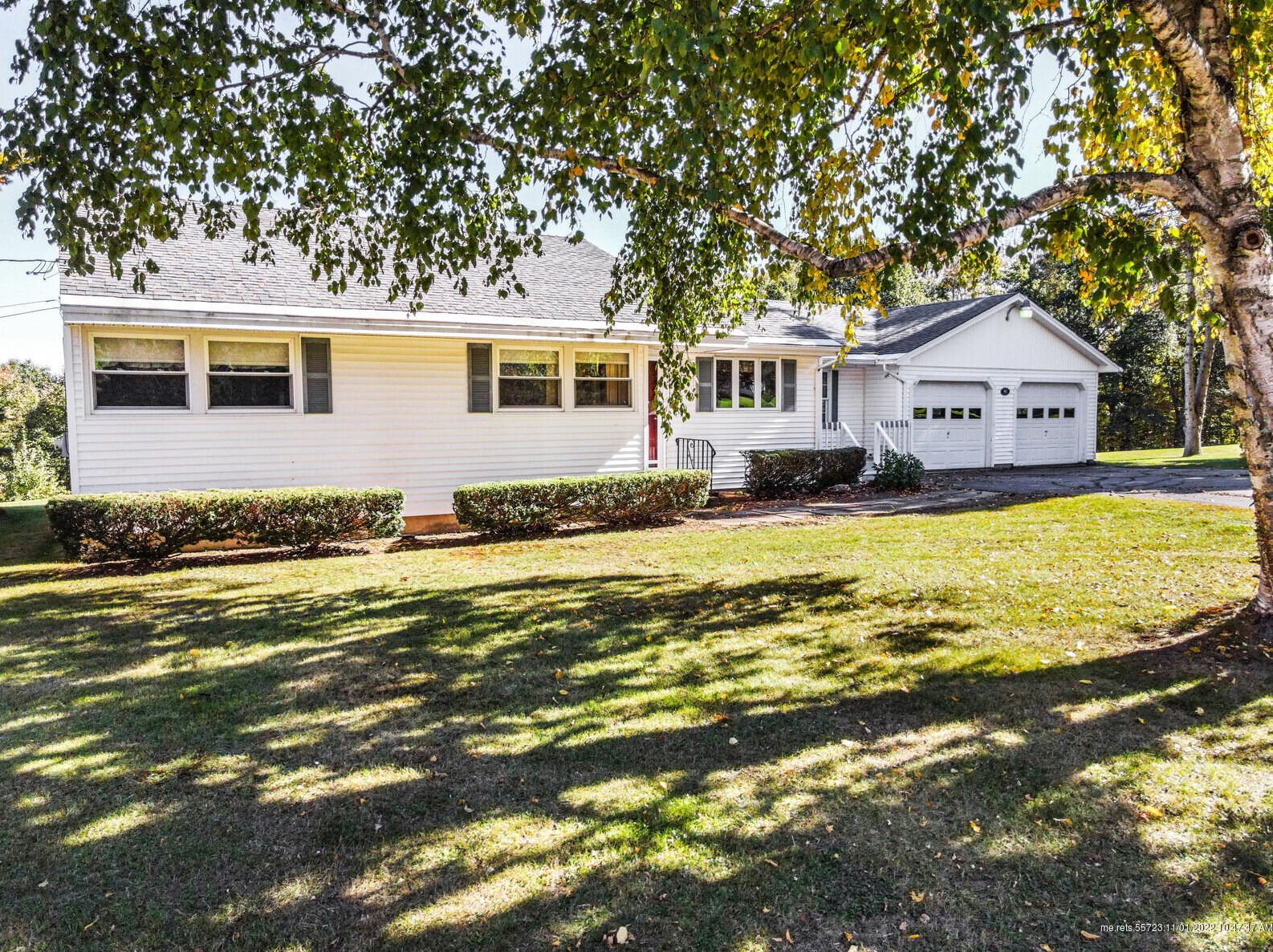 962 River Ave, Pittston, ME 04345