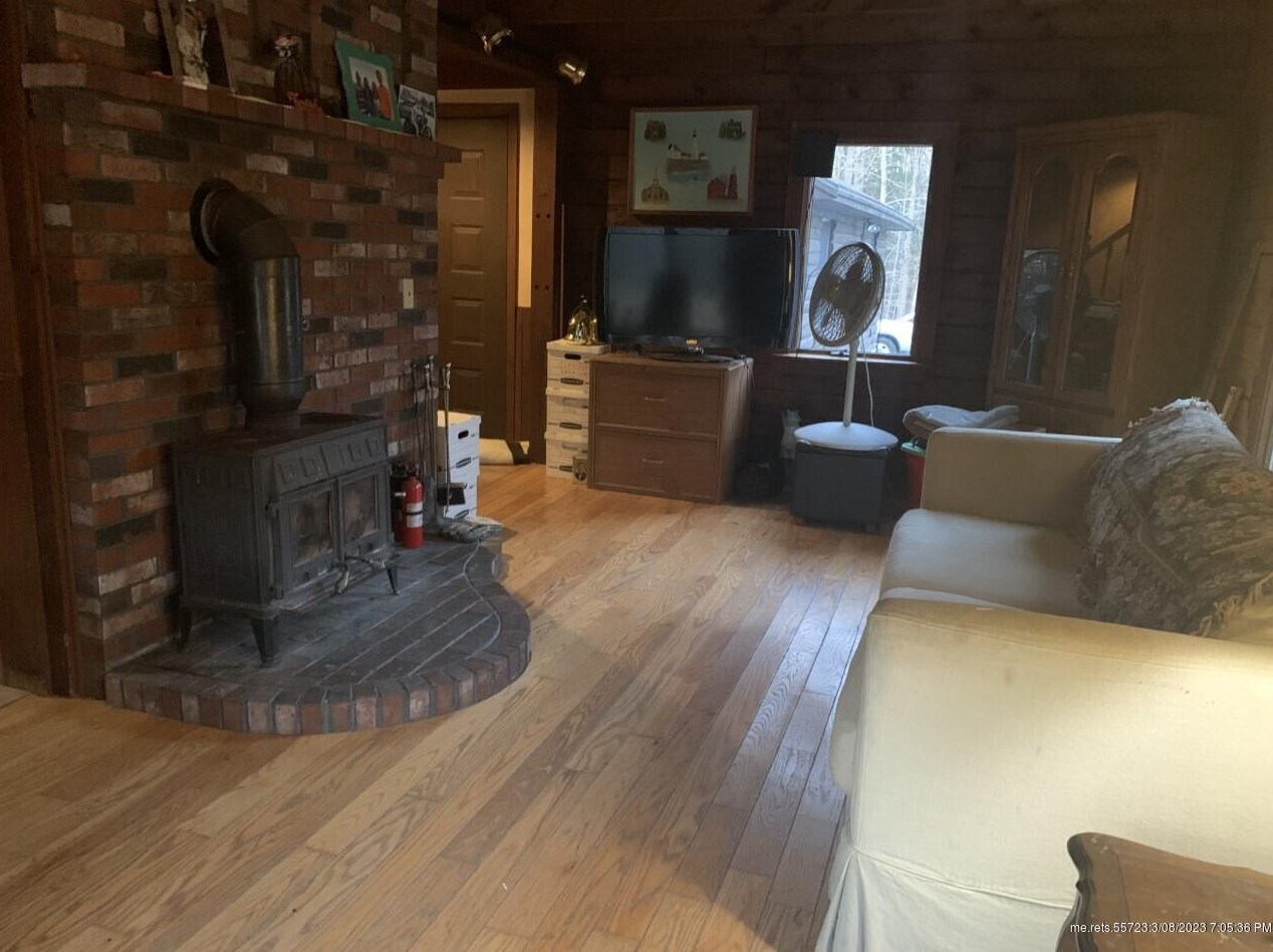 450 Falmouth Rd, Windham ME  04062-5021 exterior