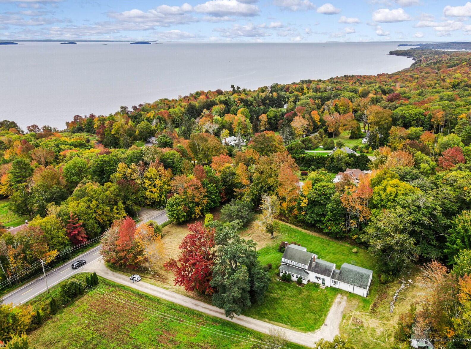 518 Belfast Rd, Camden, ME 04843