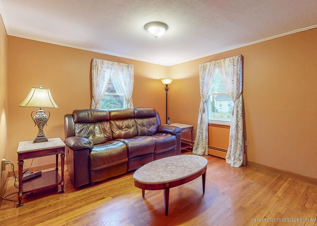 86 Hall St, Portland ME 04106-3315 exterior