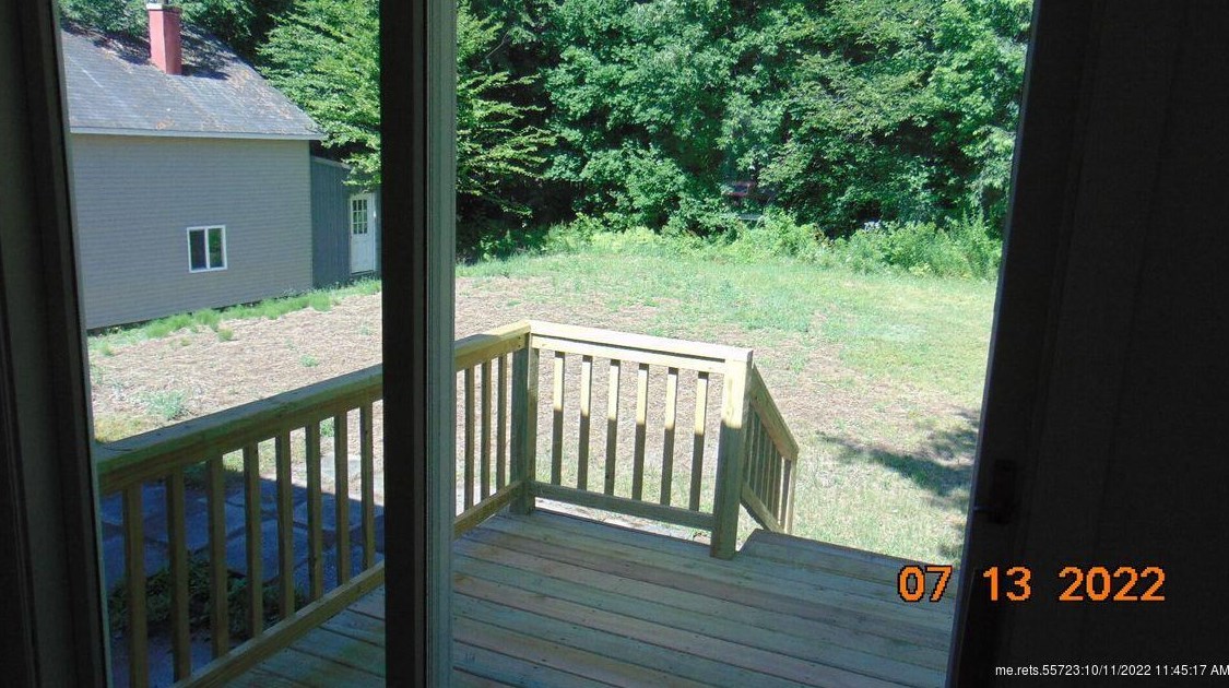 32 Western Ave, East Millinocket ME  04430-1040 exterior