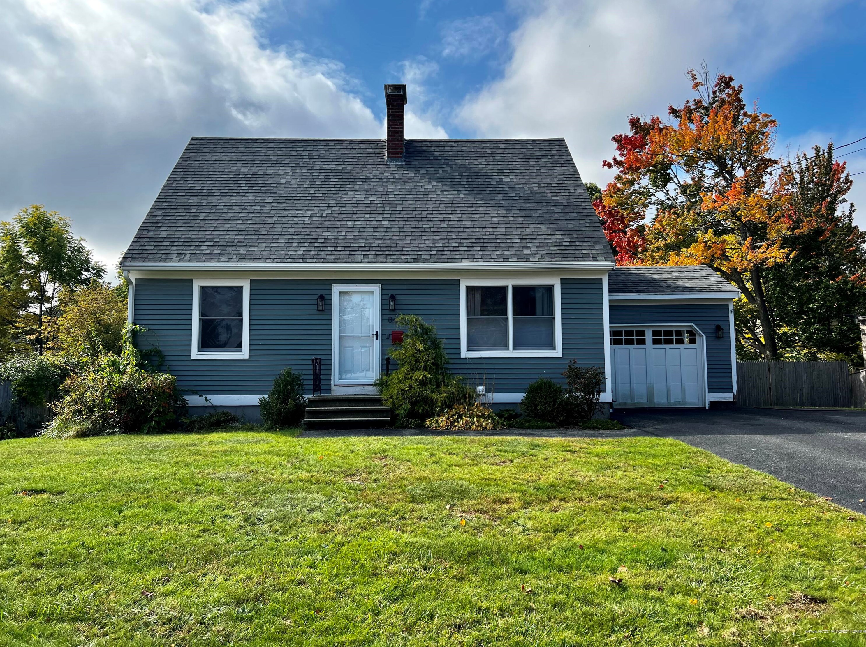 86 Thompson St, Portland ME  04106-3021 exterior