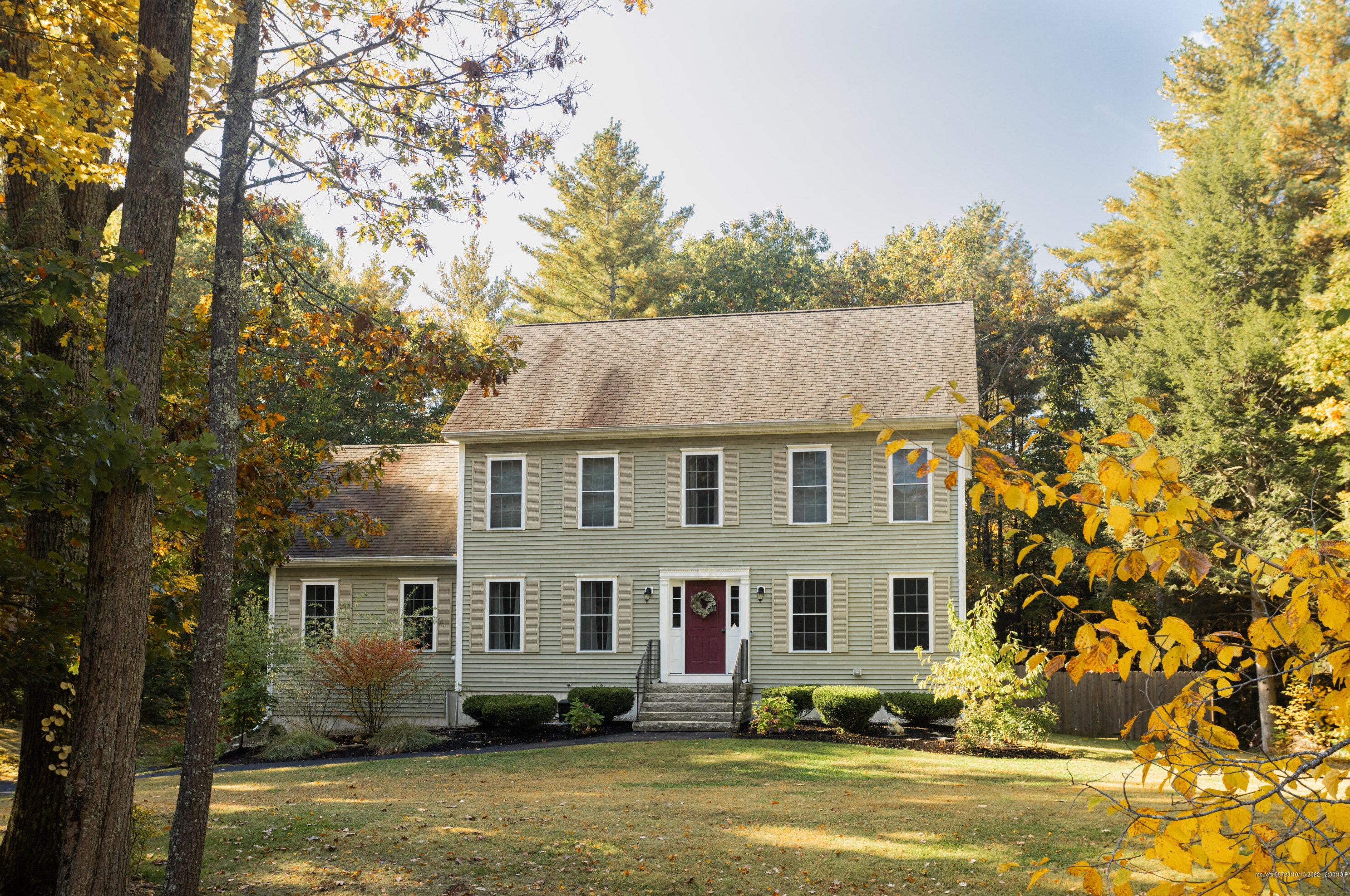 5 Shellie Ln, Berwick, ME 03901