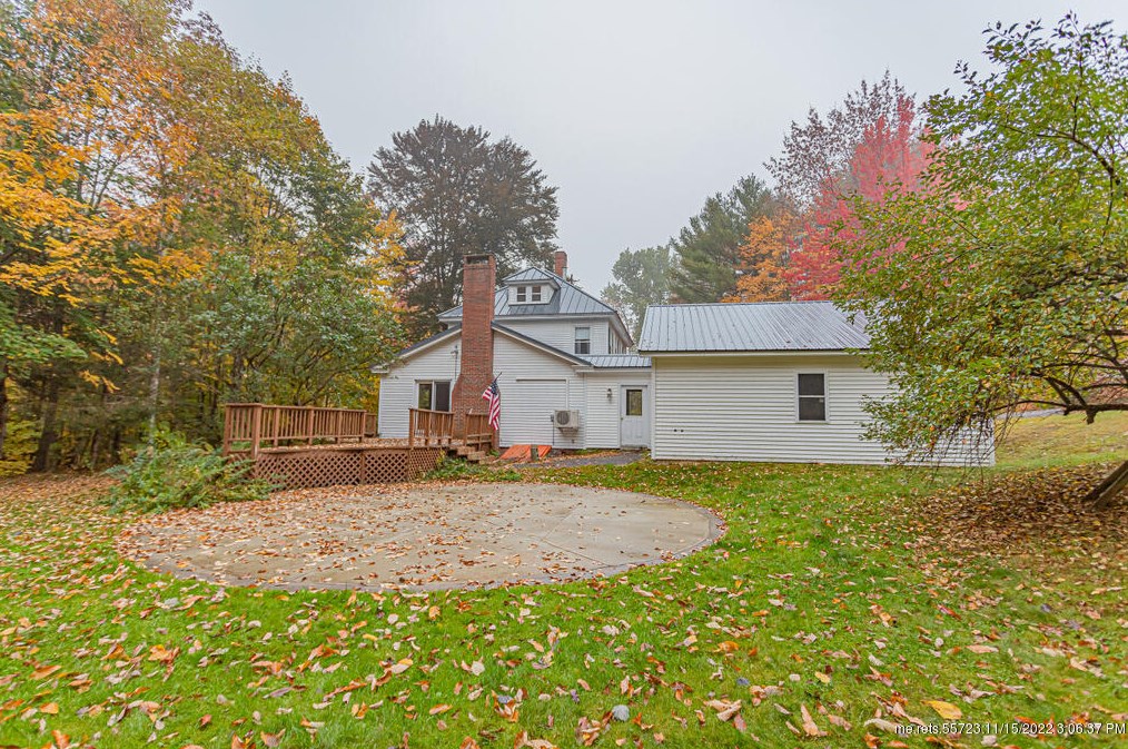 55 Prospect St, Wilton, ME 04294