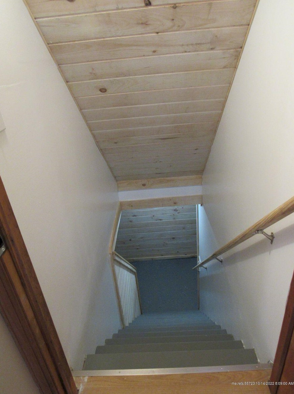 36 Spruce St, Madison ME  04950-1432 exterior