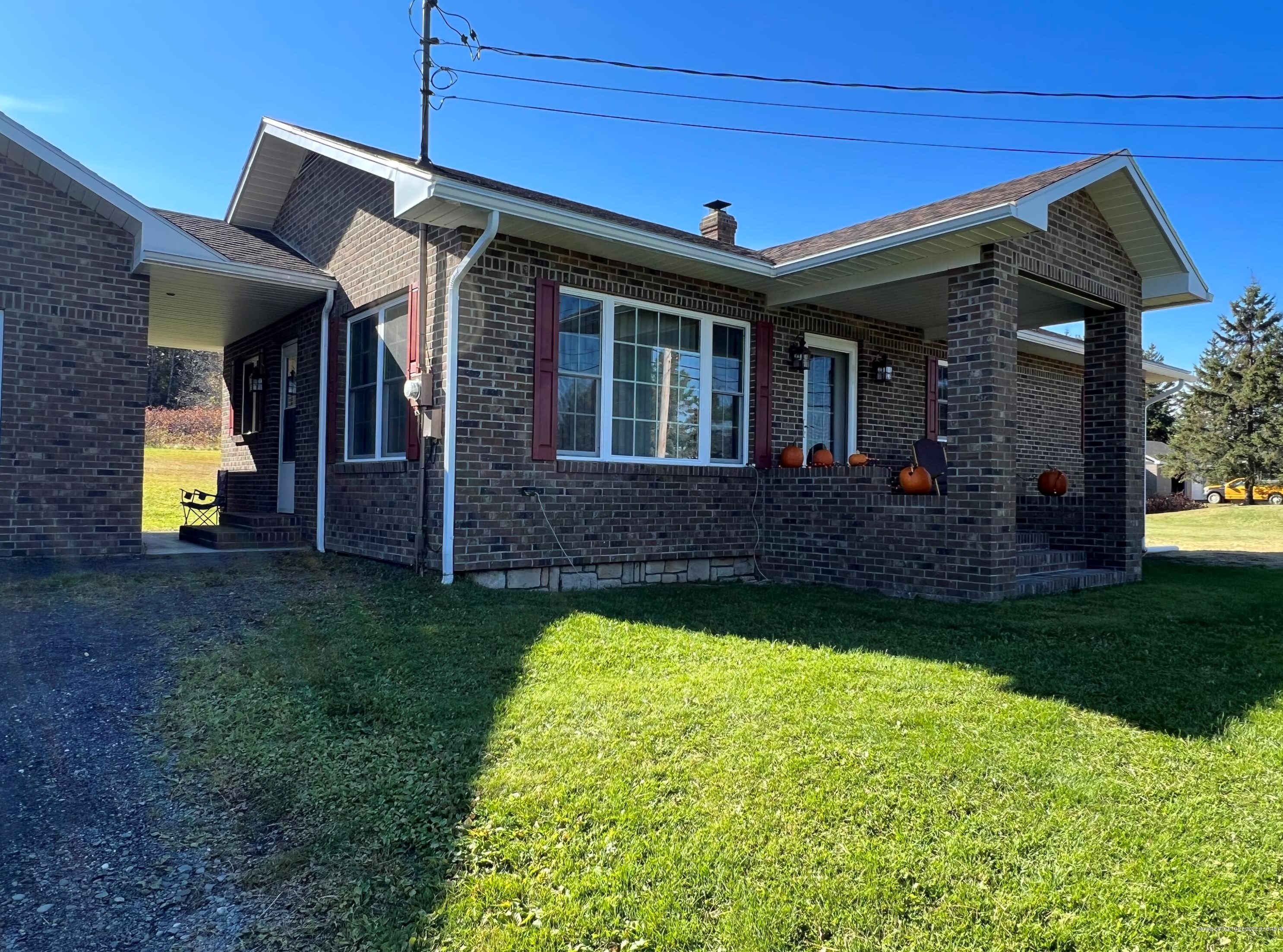 180 Hillside Rd, Saint Agatha, ME 04772