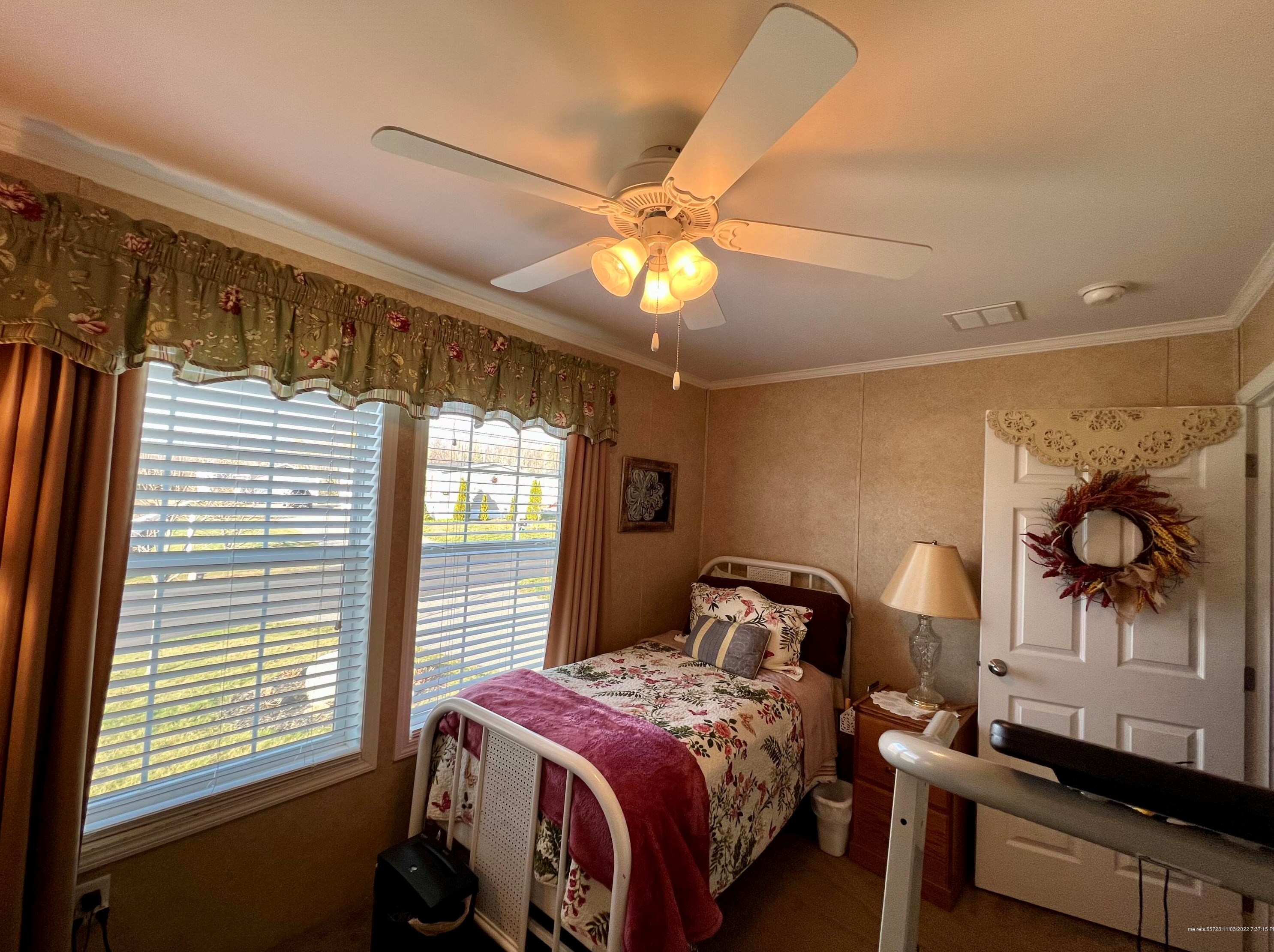4 Ledge Cir, Bangor ME  04401-2597 exterior
