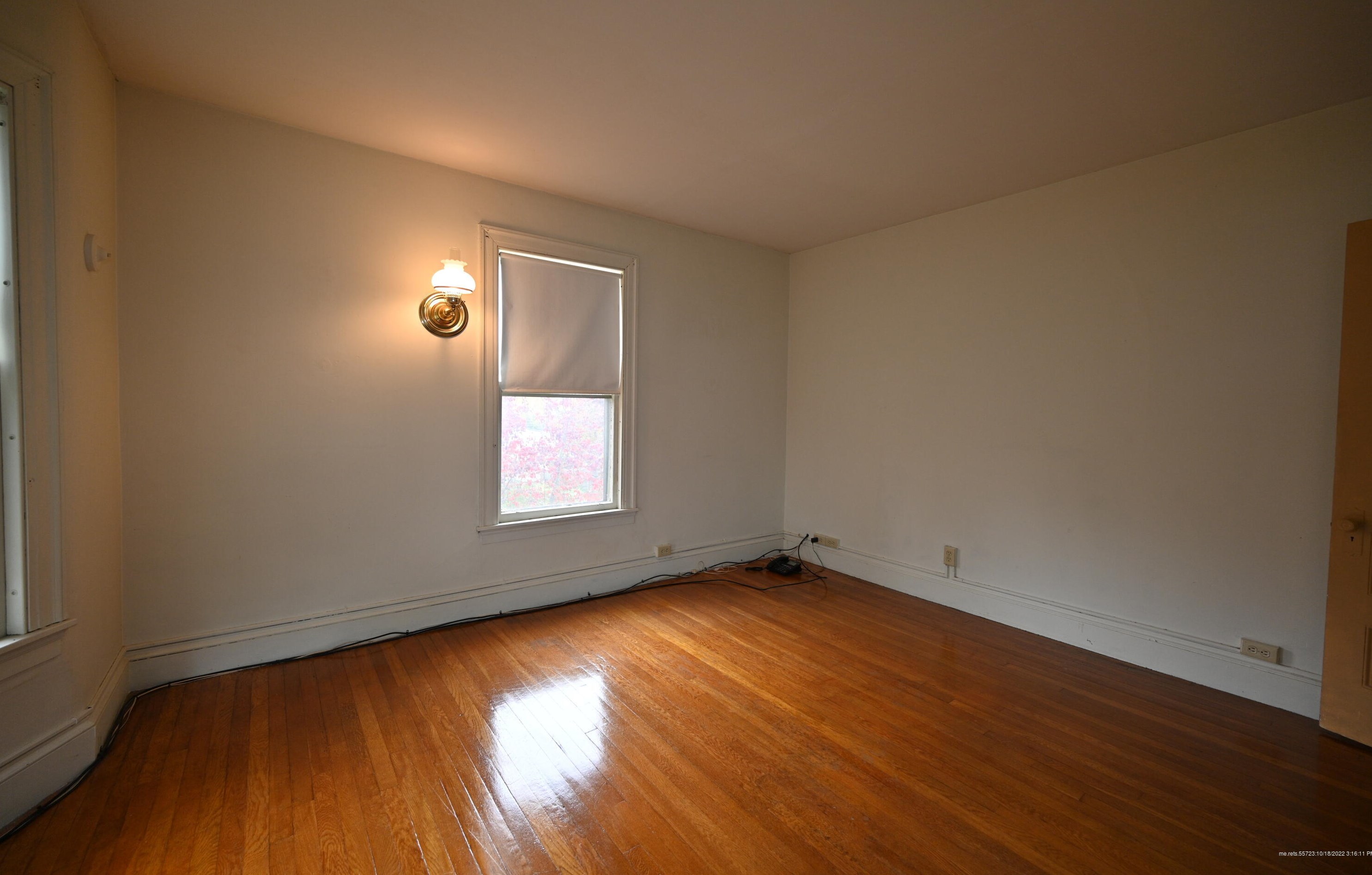 389 Lincoln St, Portland ME 04106-3527 exterior