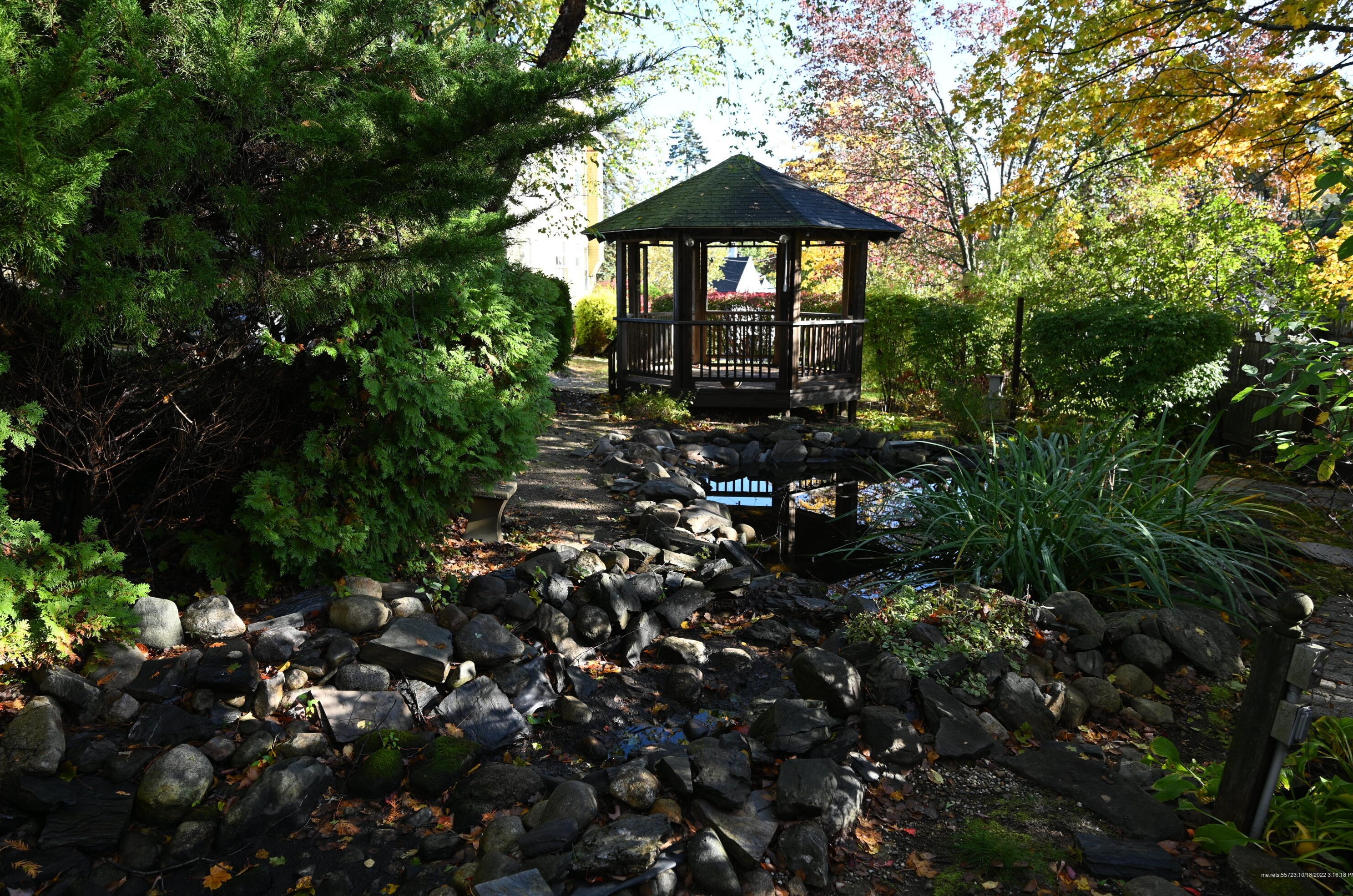 389 Lincoln St, Portland ME 04106-3527 exterior