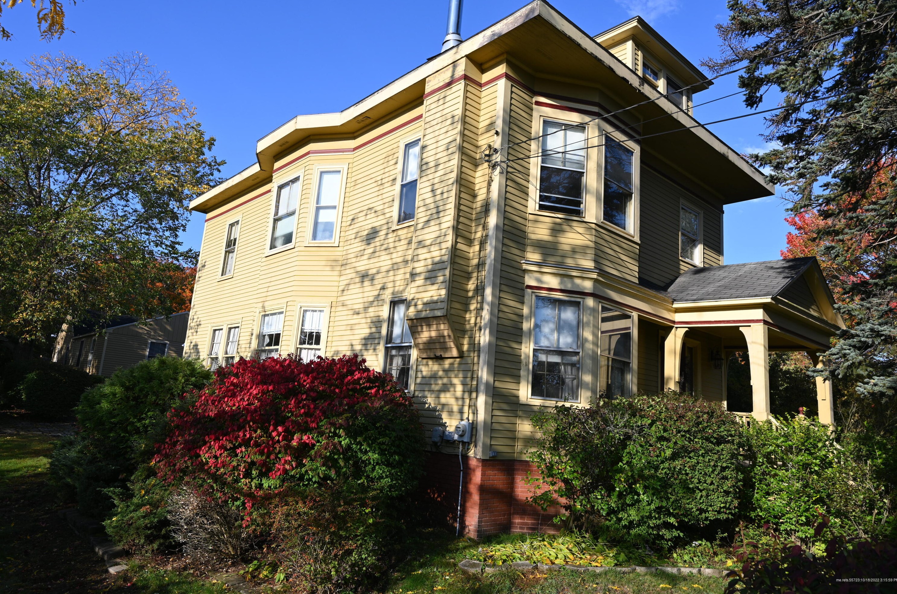 389 Lincoln St, Portland ME 04106-3527 exterior