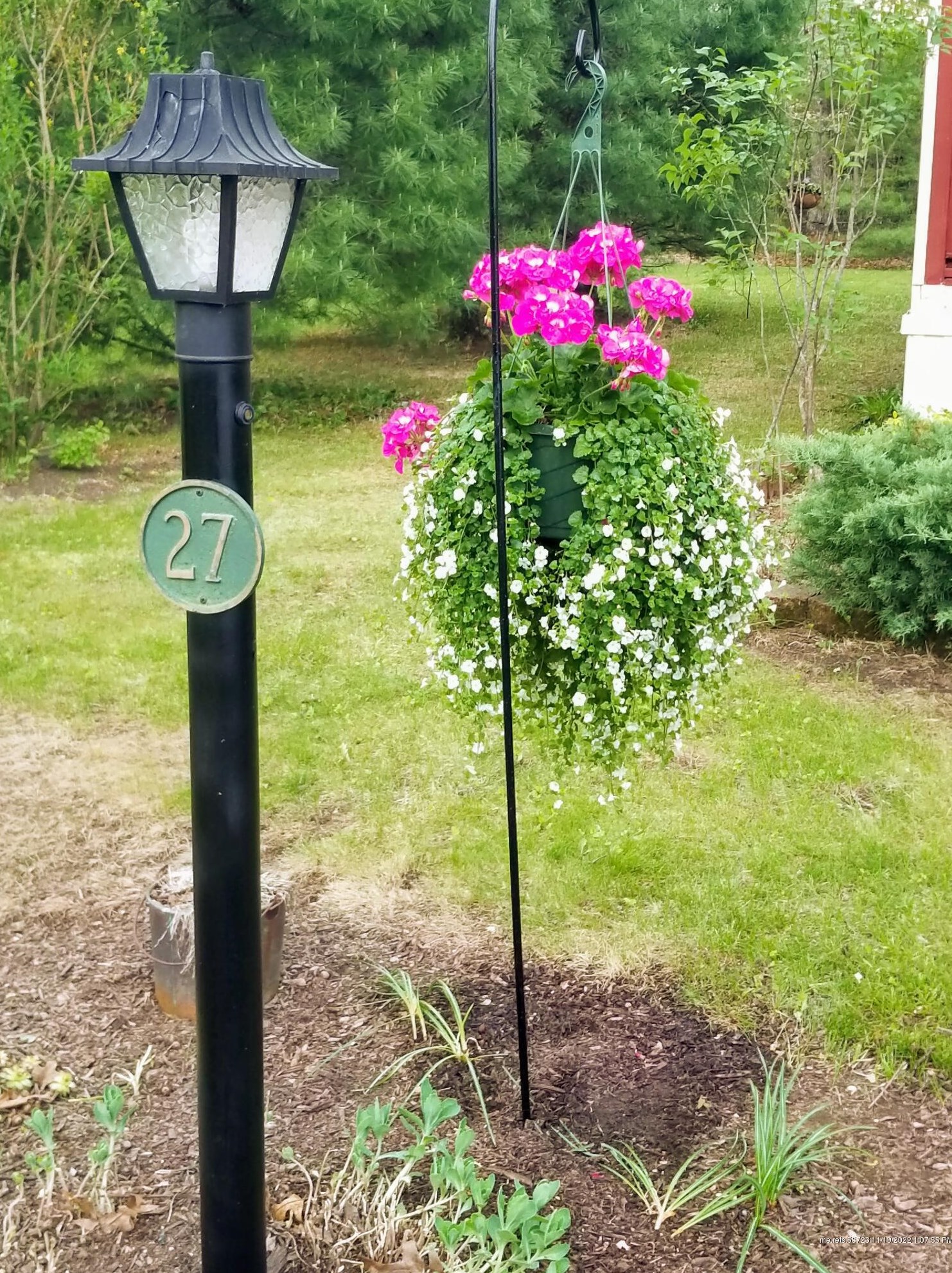 27 Chickadee Dr, Lyman, ME 04002