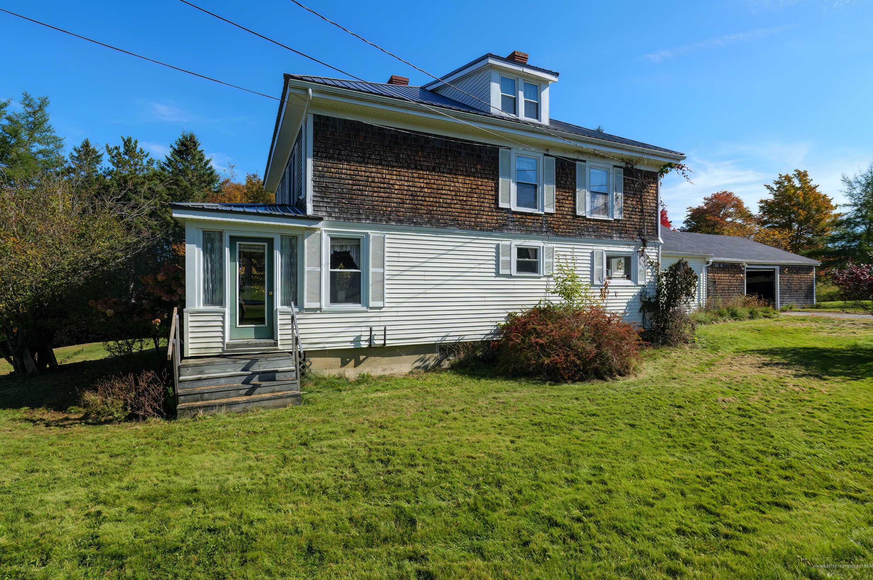 22 Plummers Ln, Harrington, ME 04643