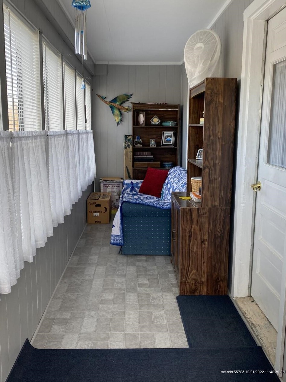 19 Pleasant St, Ripley ME 04930-1432 exterior