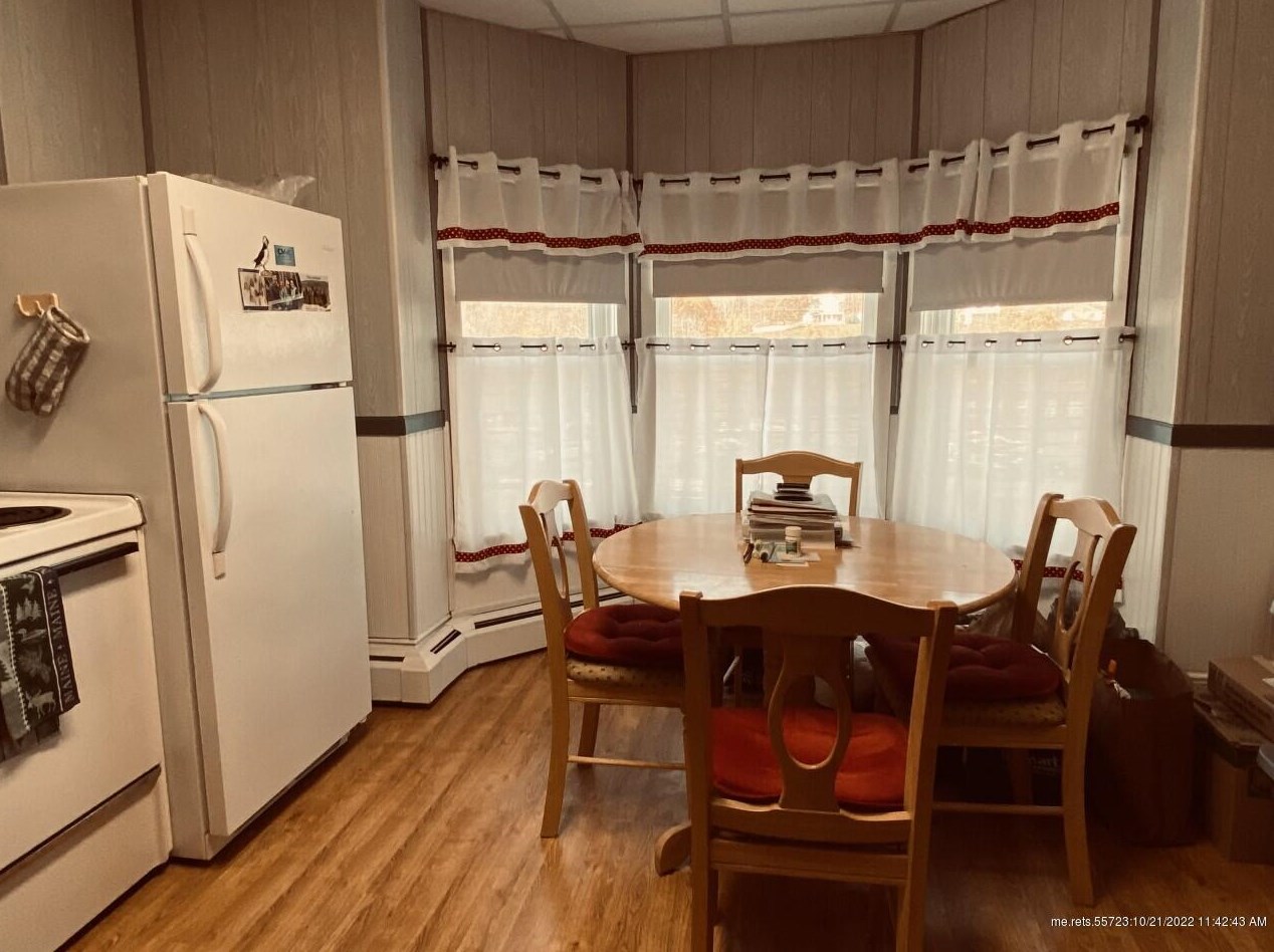 19 Pleasant St, Ripley ME 04930-1432 exterior