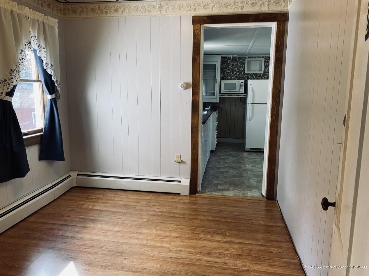 19 Pleasant St, Ripley ME 04930-1432 exterior