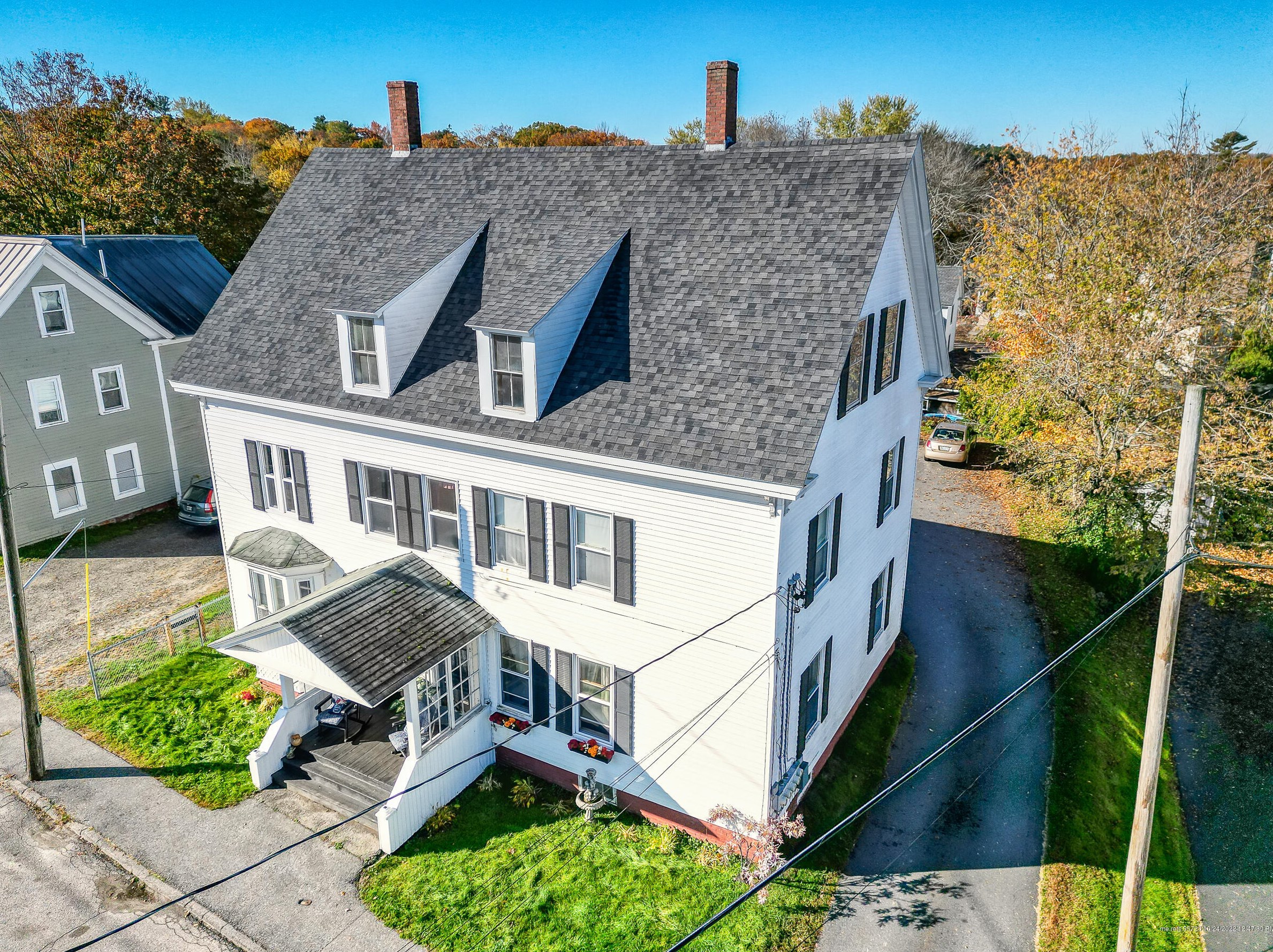 12 Cushing St, Mere Point, ME 04011