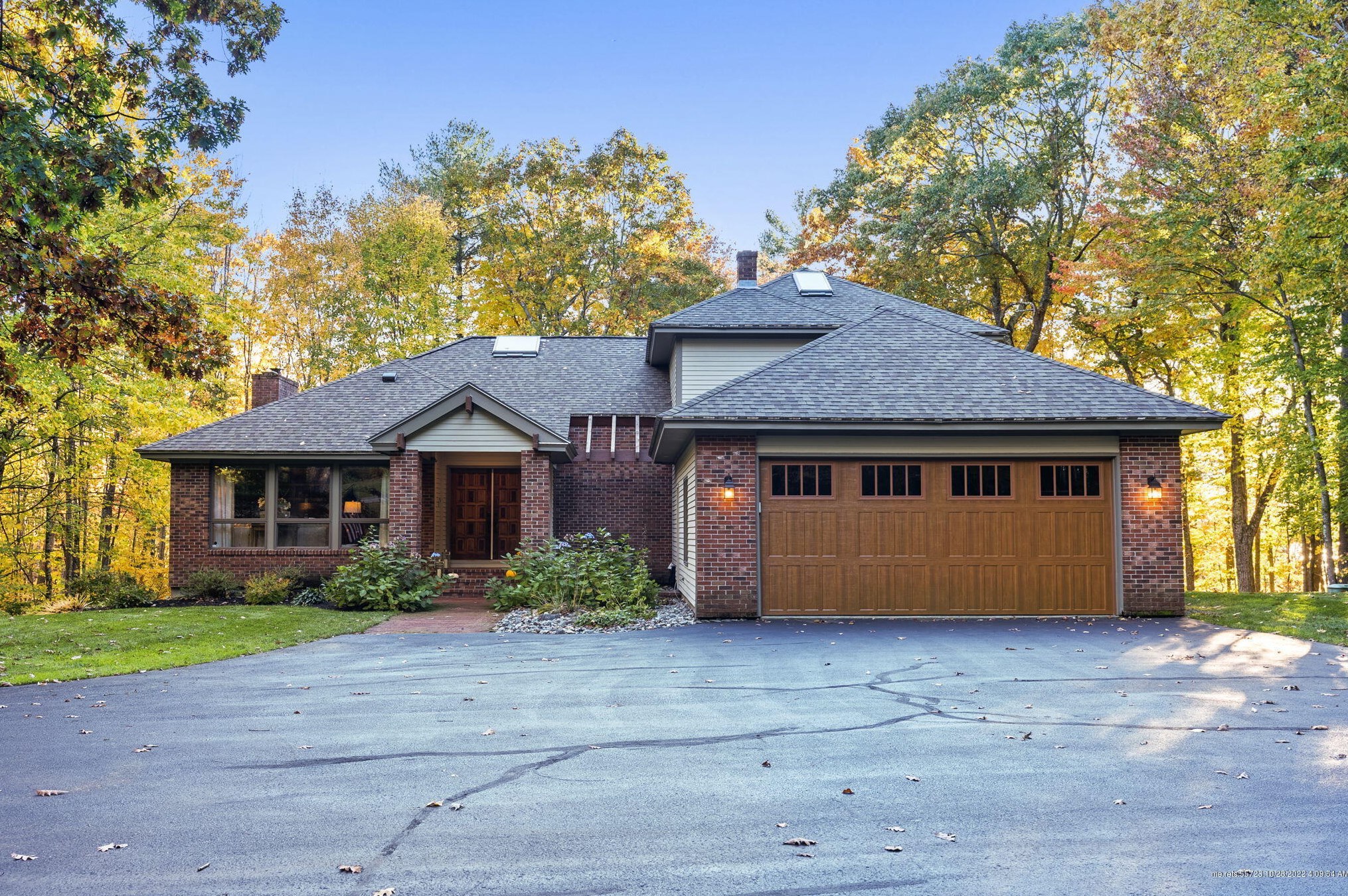 18 Woldbrook Dr, Windham, ME 04062-5359