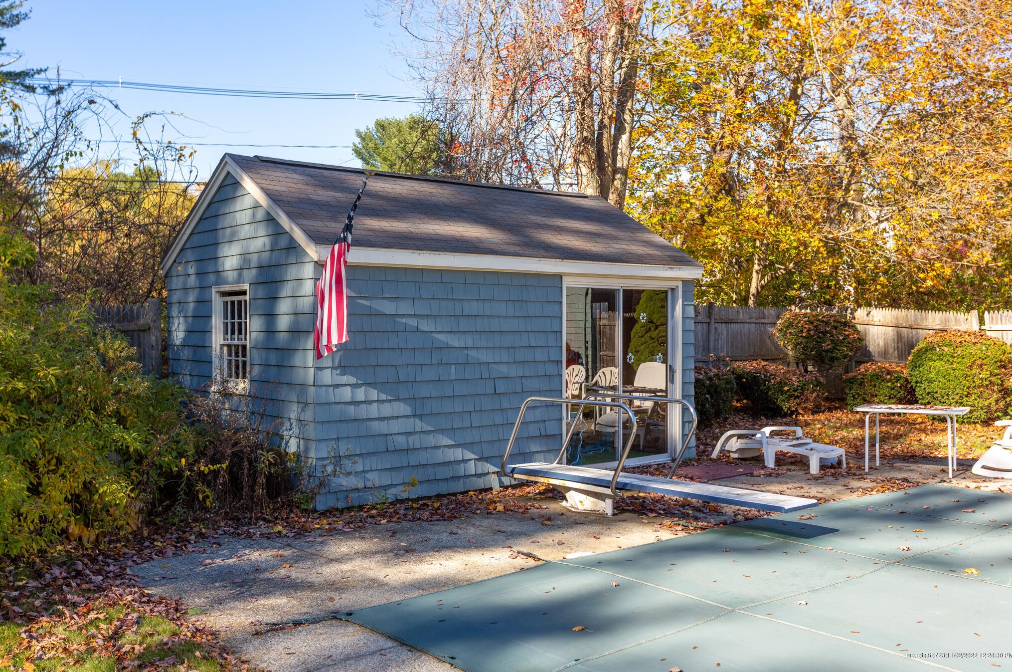 1 Ledge Rd, Portland ME  04110-1106 exterior