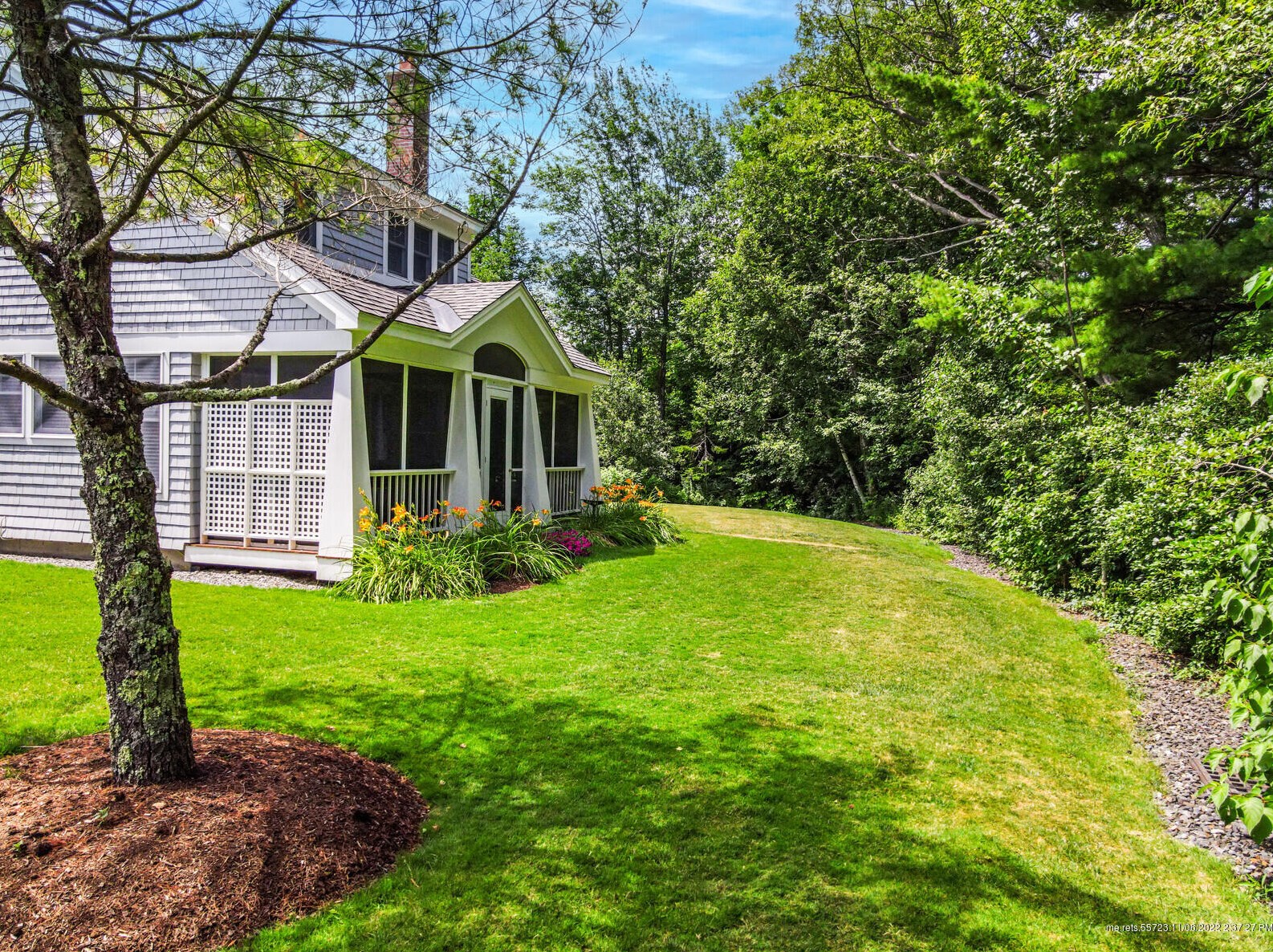 41 Village Way, Rockport, ME 04856 exterior