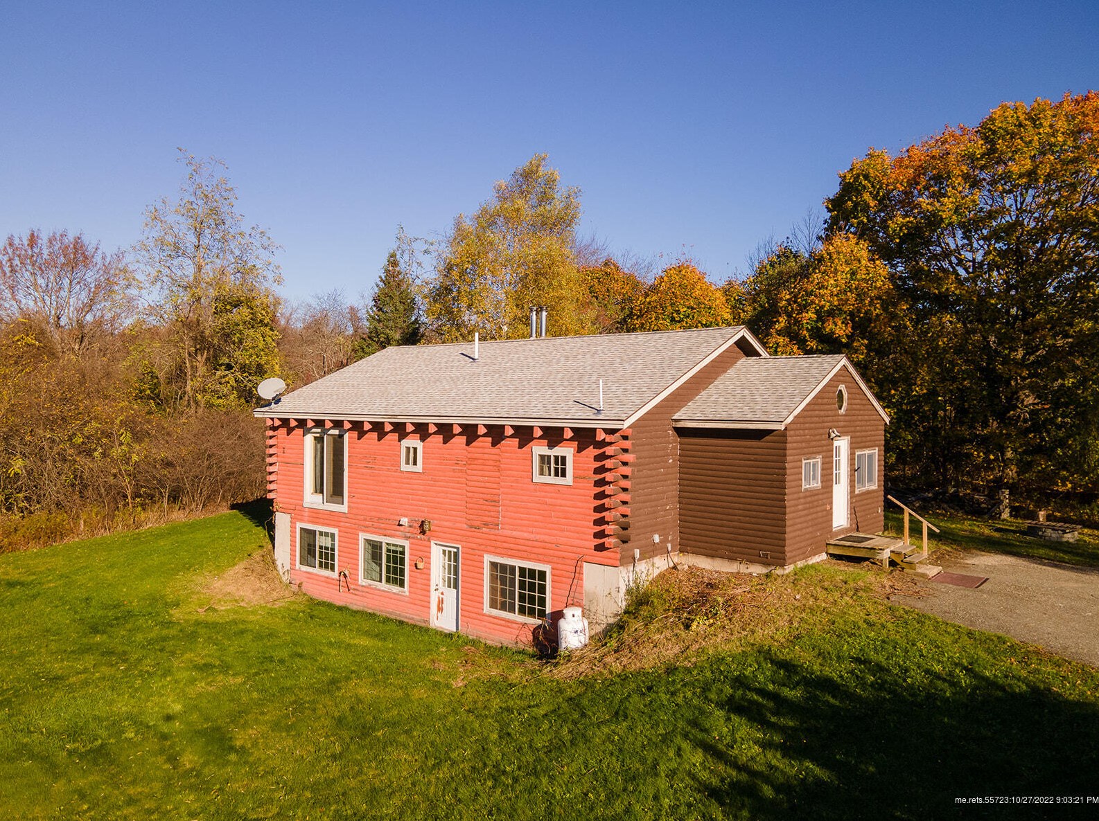 52 Sherer Ln, Rockland, ME 04841