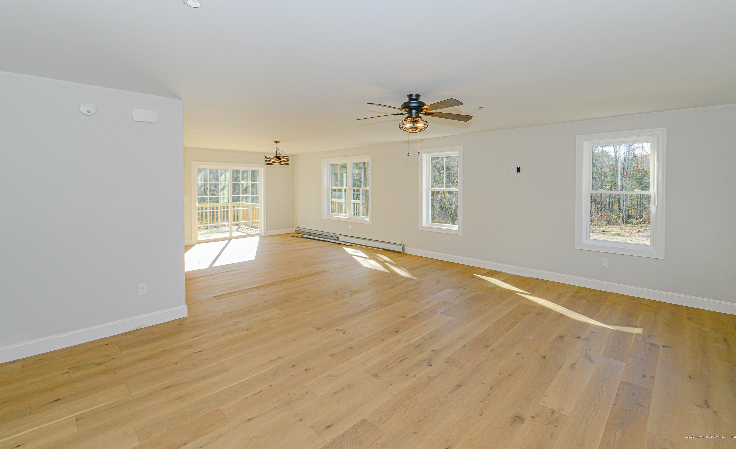 20 Strawberry Ln, Windham ME  04062-5088 exterior