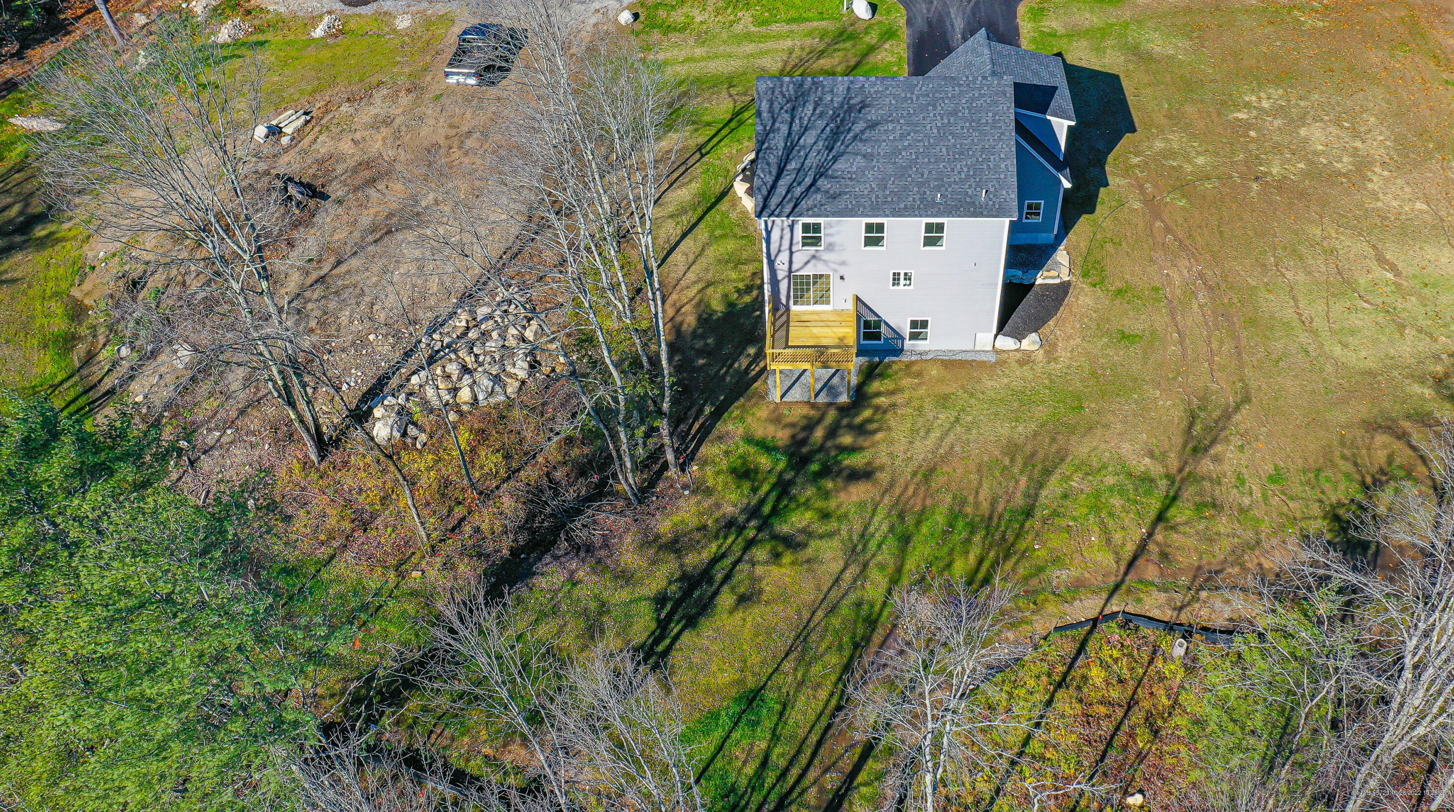 20 Strawberry Ln, Windham ME  04062-5088 exterior