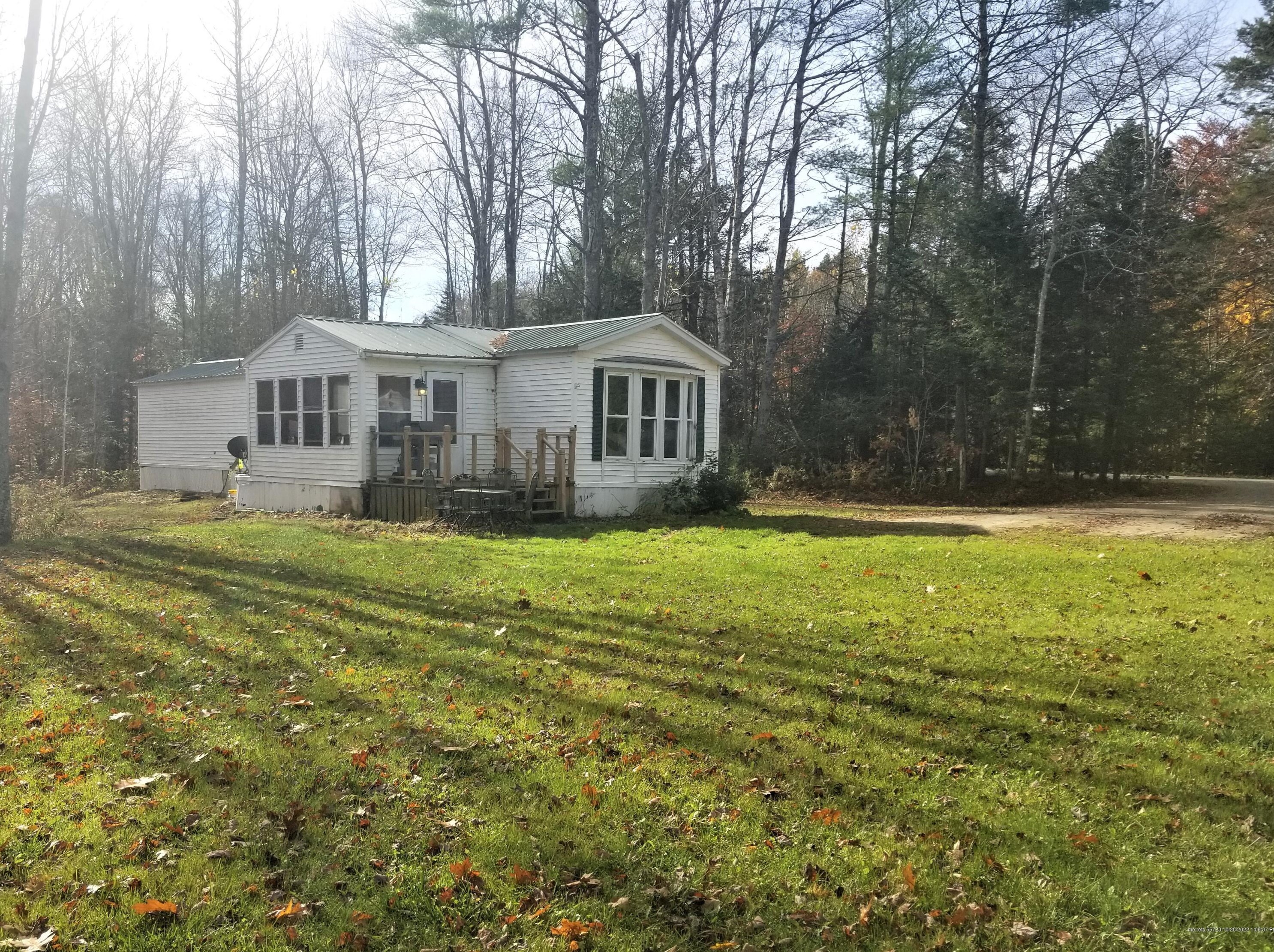 33 Mackenzie Ln, Woolwich, ME 04579-4744