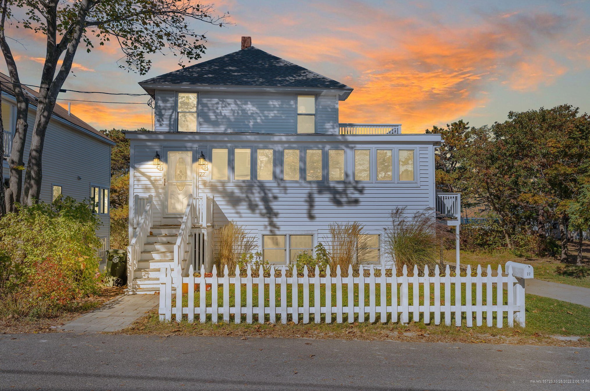 22 Sunrise Ave, Saco, ME 04072