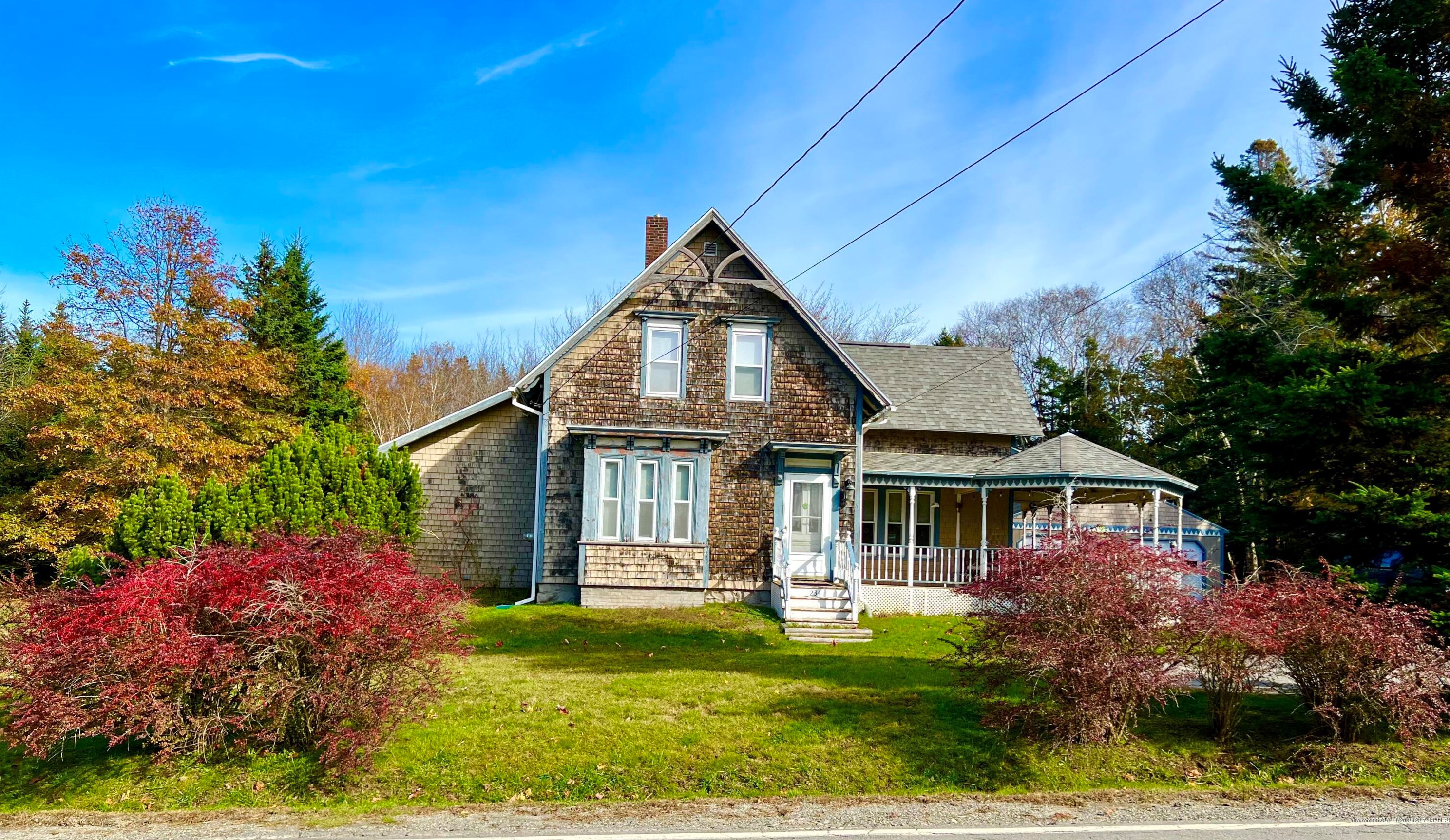 234 Harbor Dr, Bass Harbor, ME 04653