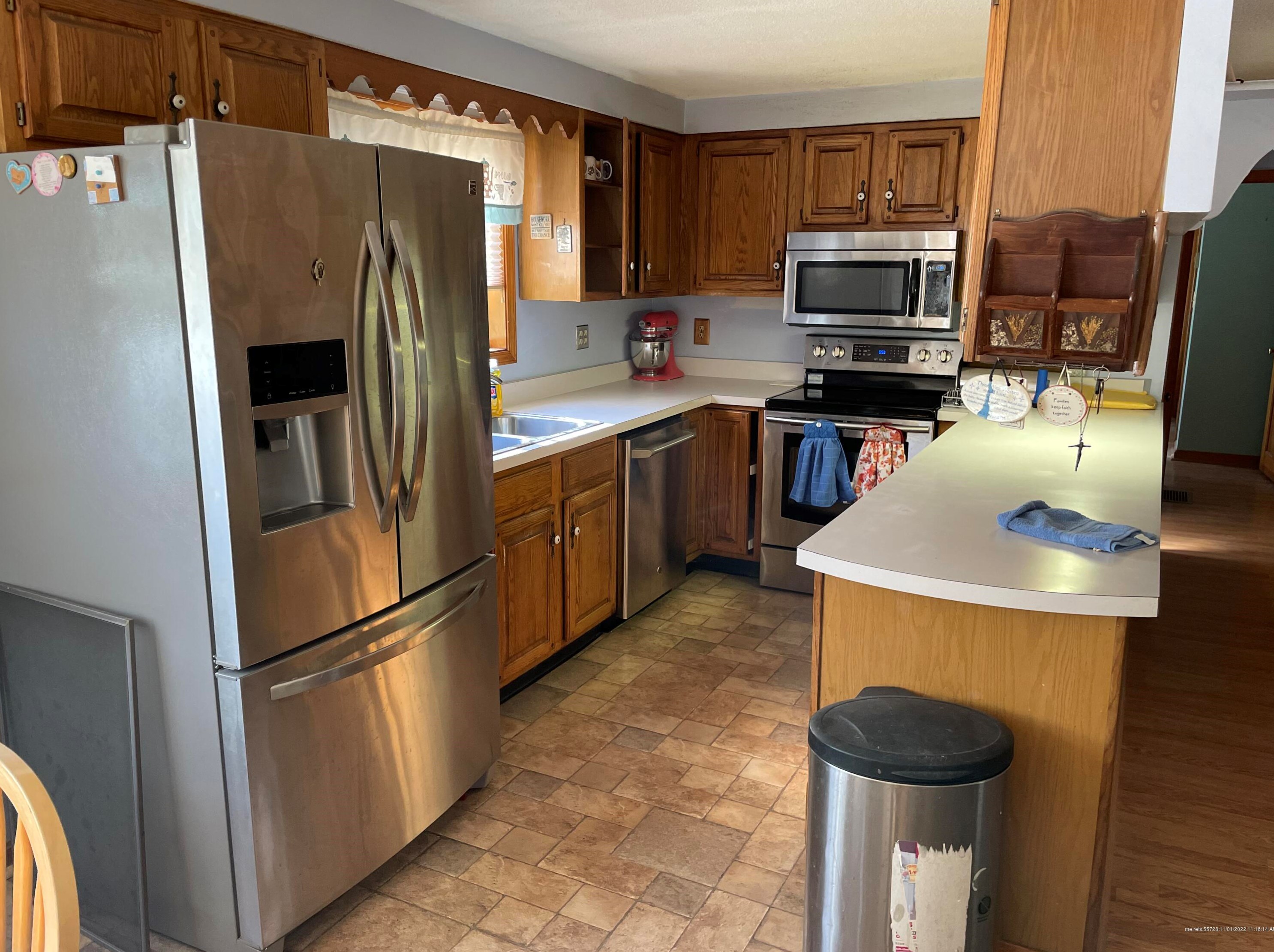 95 Mast Rd, Portland ME  04105-2461 exterior