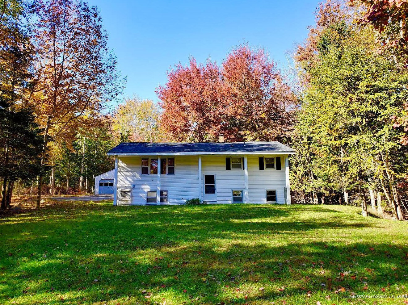 29 E Ridge Rd, Southwest Harbor, ME 04679