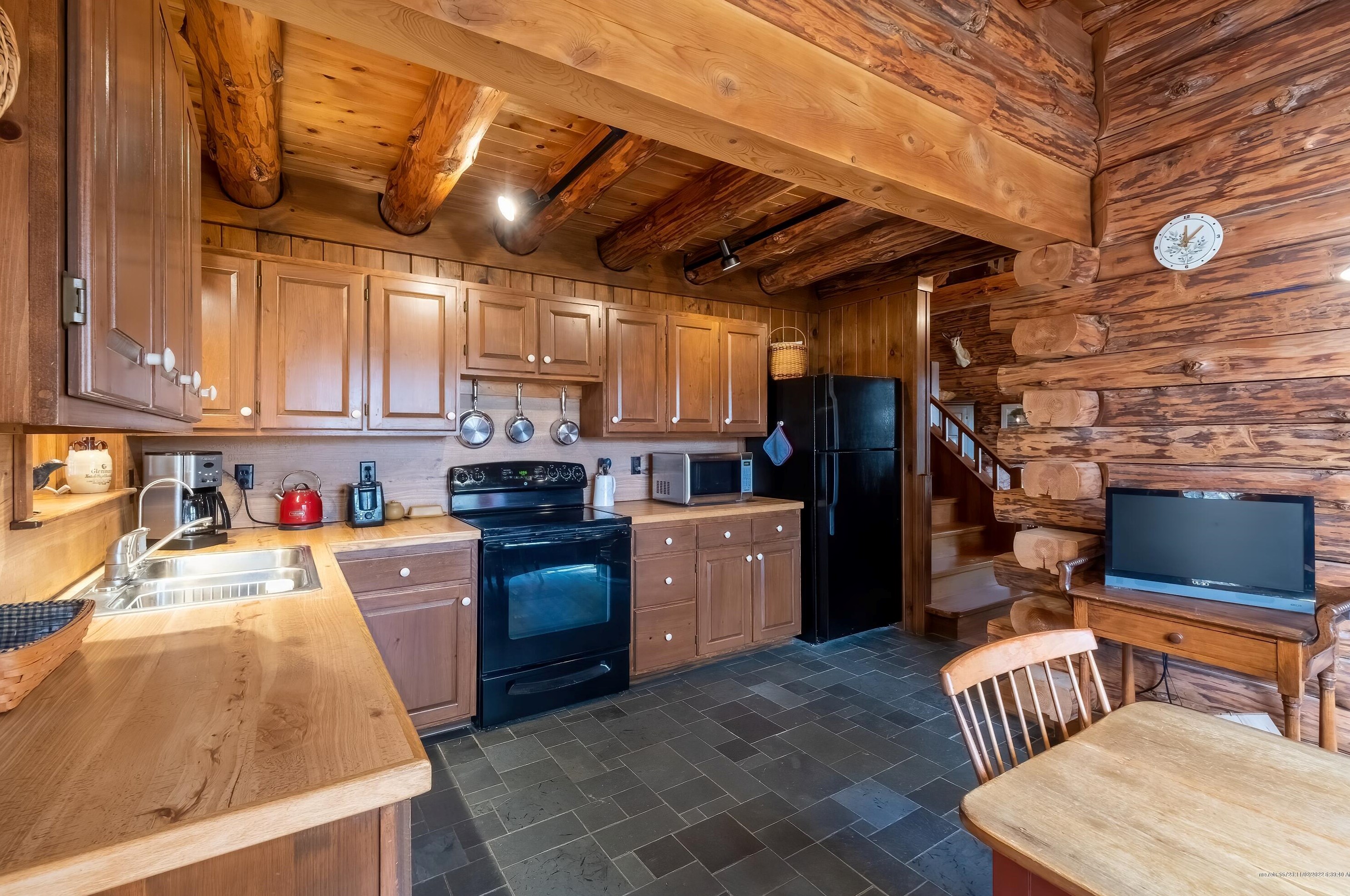 1031 Biscay Rd, Bremen ME  04551-3100 exterior