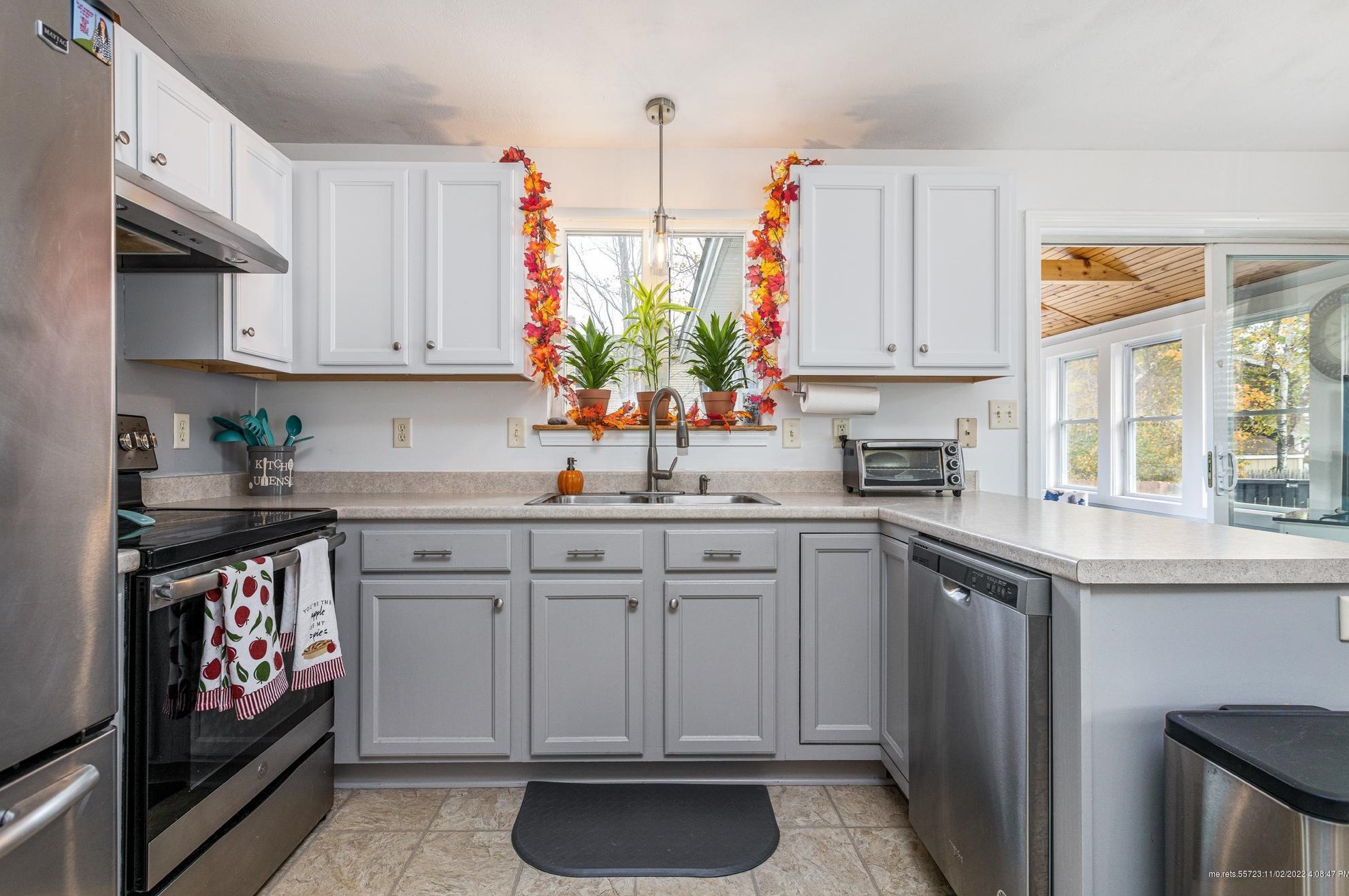 147 Milton St, Portland ME  04103-1477 exterior