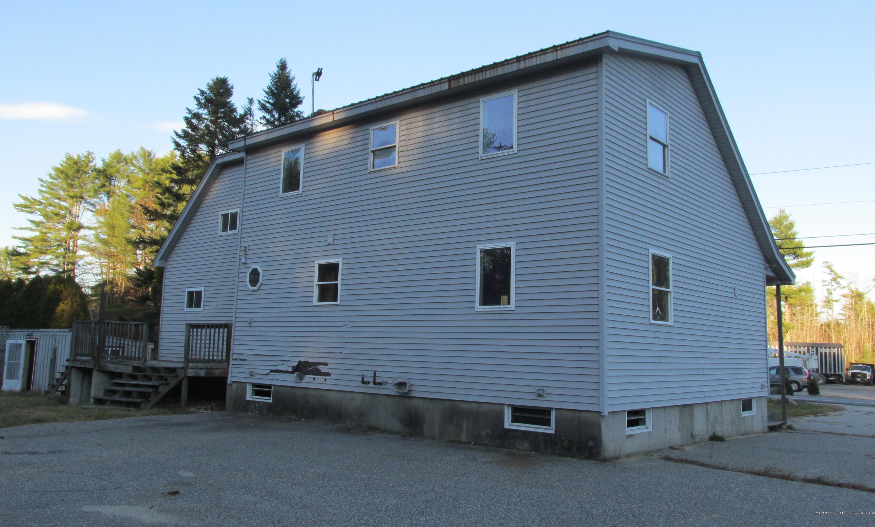 688 Empire Rd, Poland, ME 04274