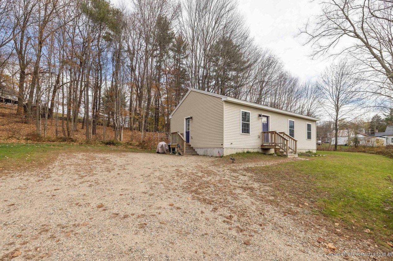 25 Parsonsfield Rd, Limerick, ME 04048-3312